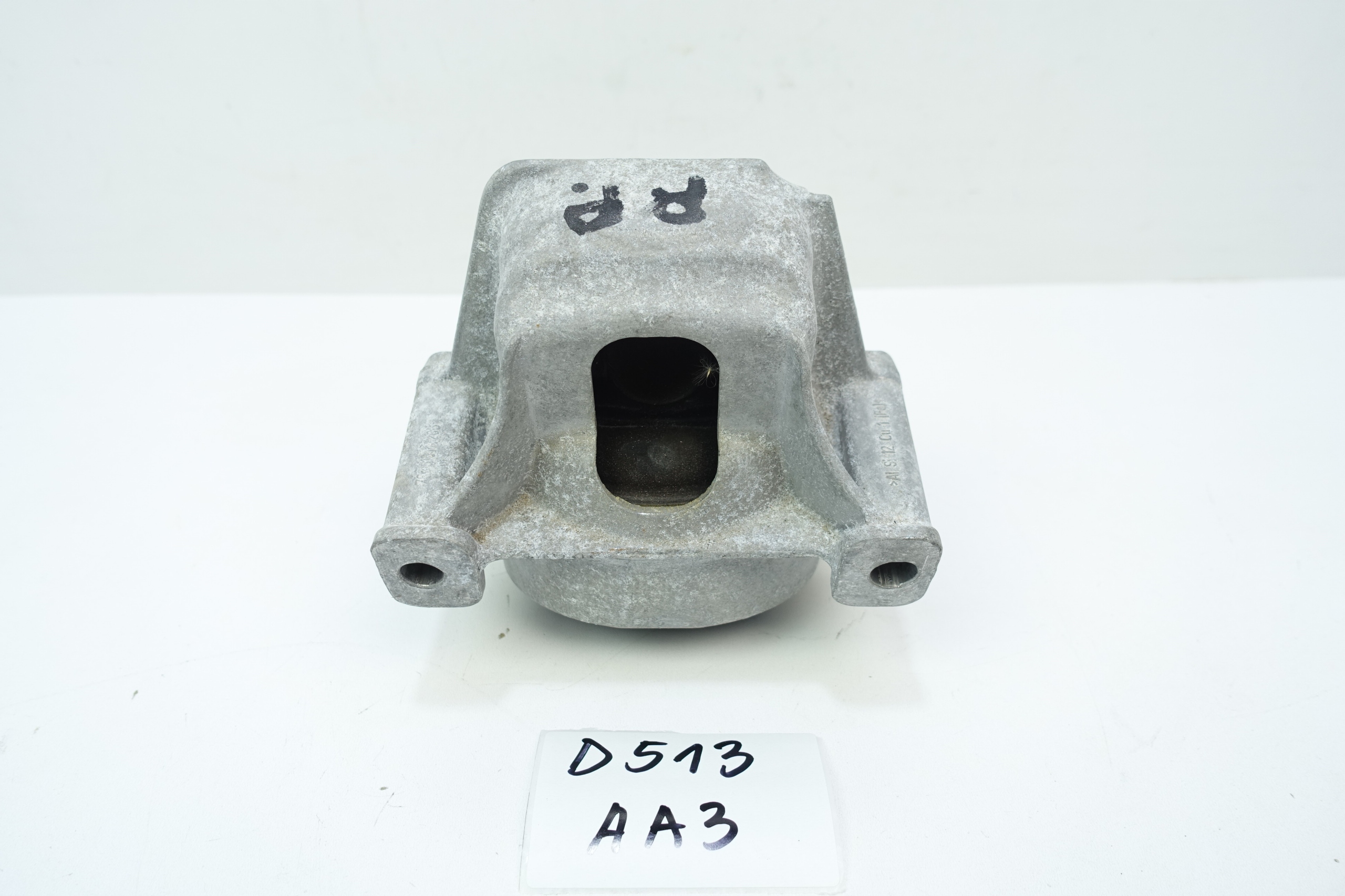 holder engine mount AUDI A5 2.0 190KM 16KM PRZEB