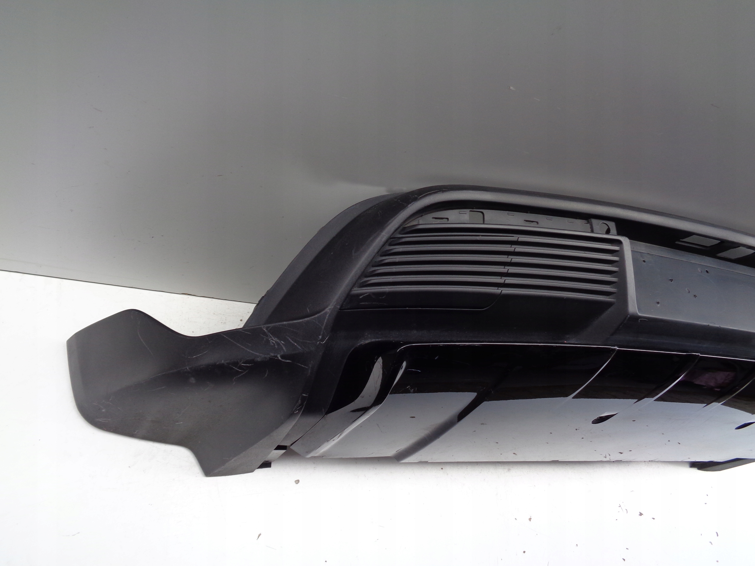 accessori Paraurti posteriore spoiler PORSCHE TAYCAN 9J 9J0 23