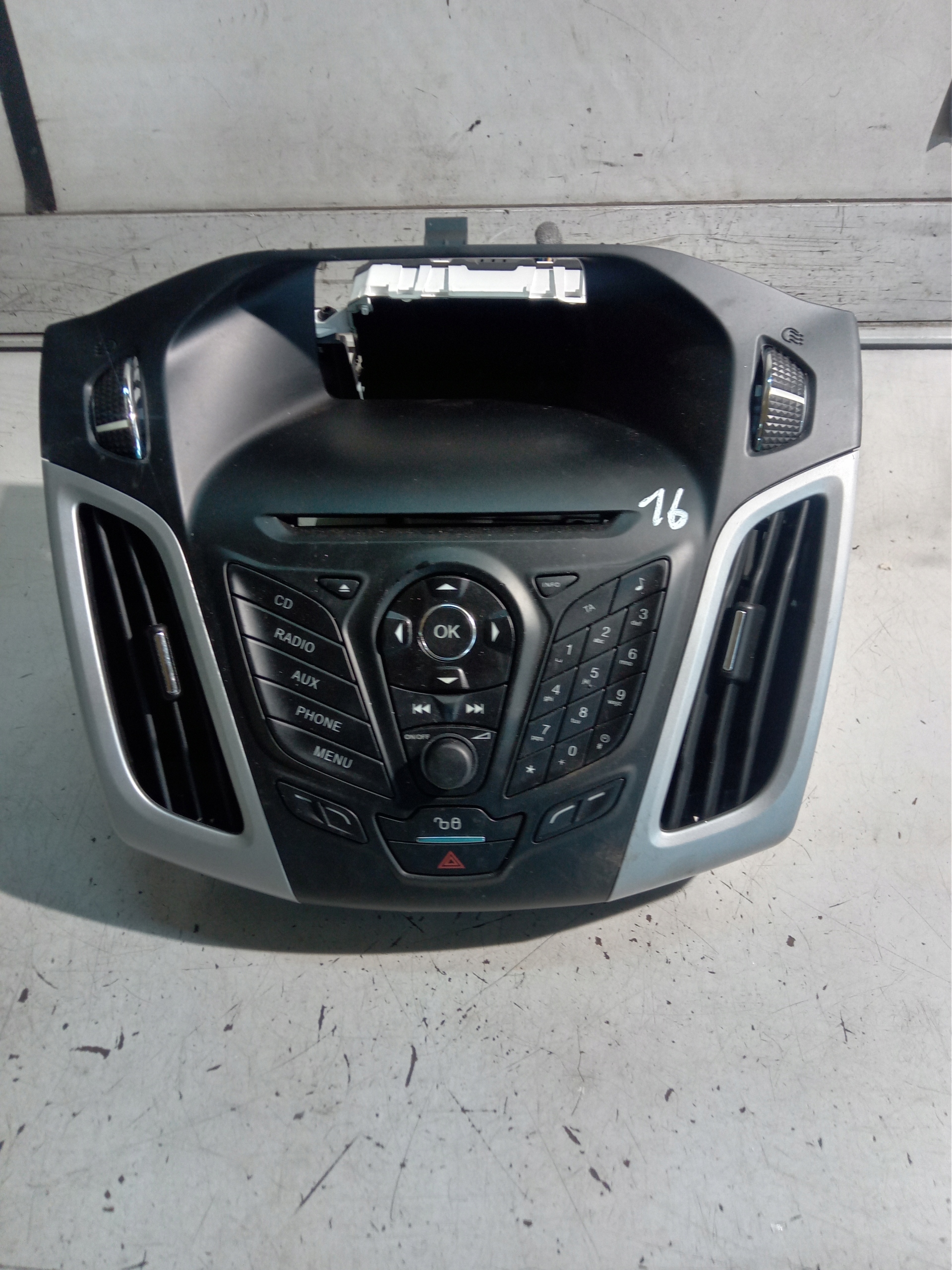 F1BT-18C815-HE - FORD FOCUS MK3 РАДИО ПАНЕЛЬ ДИСПЛЕЙ