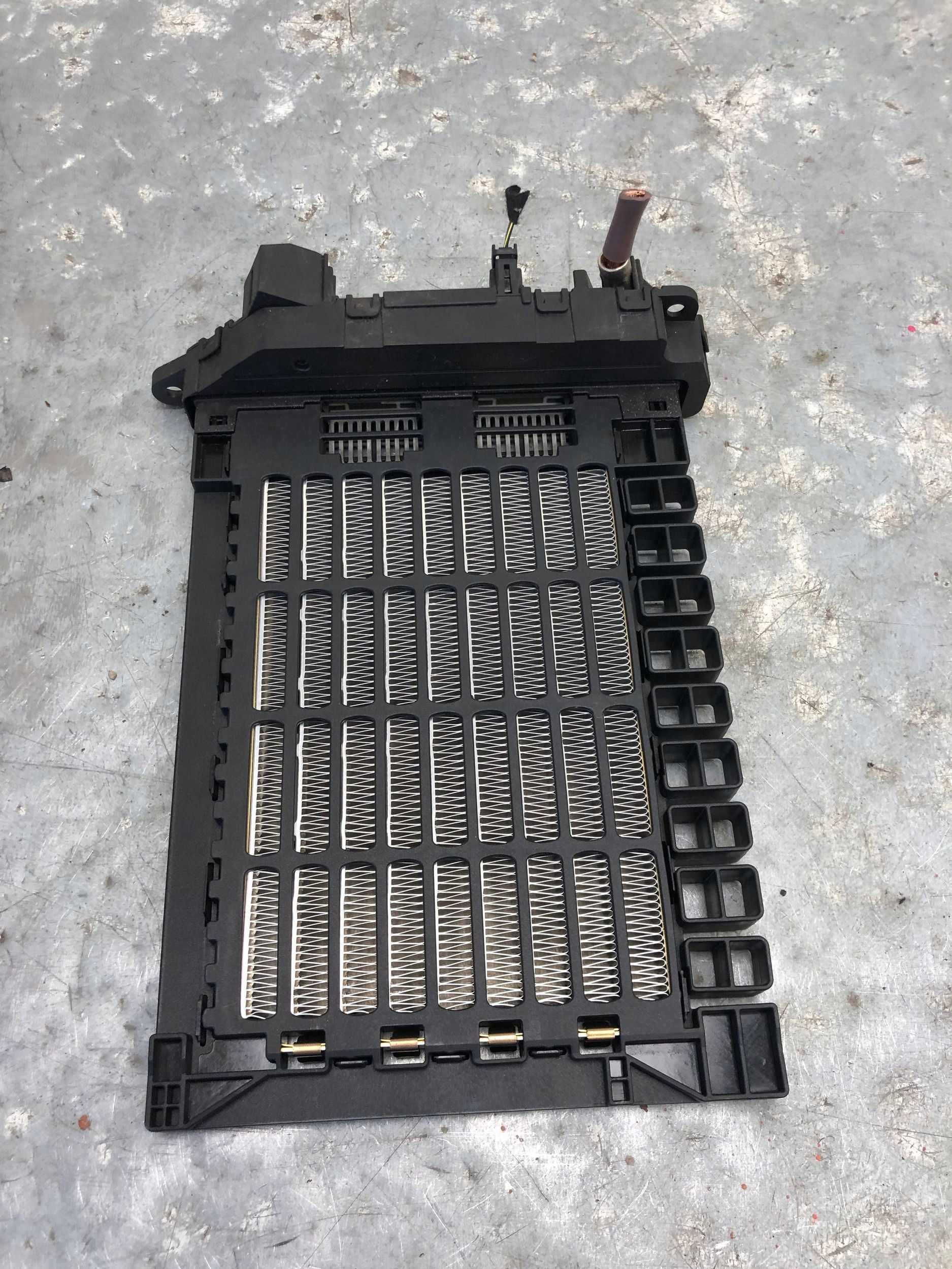 heater electrical VW TOURAN III 5Q0963235A