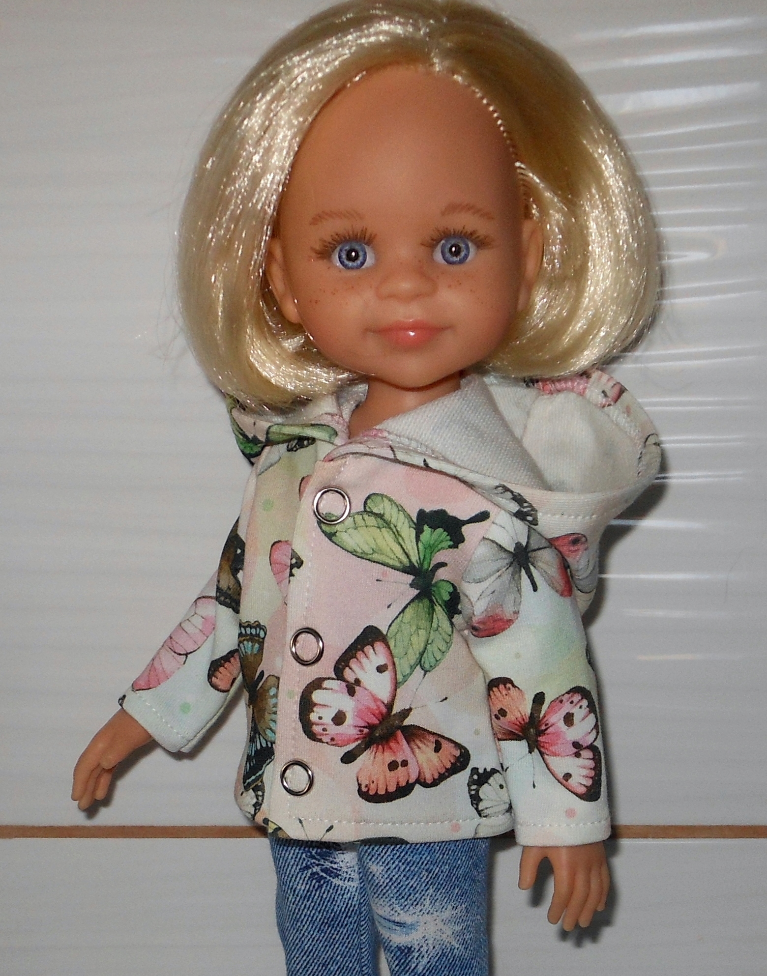 Kurtka dla lalki Paola Reina 32cm Wiek dziecka 3 lata +