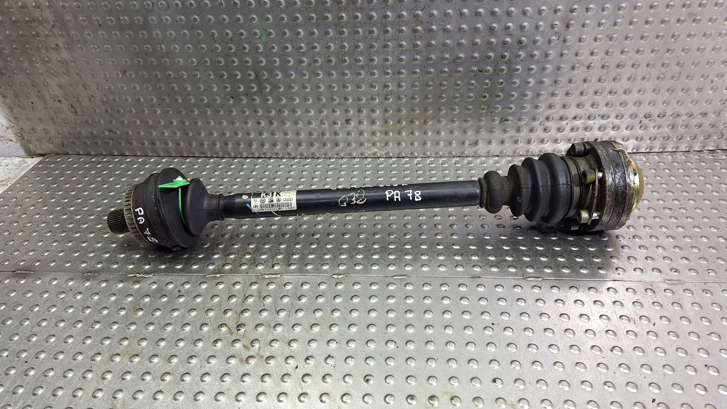 semi-axis left right rear part 8E0501203K AUDI A4 B6 B7 3.0 TDI