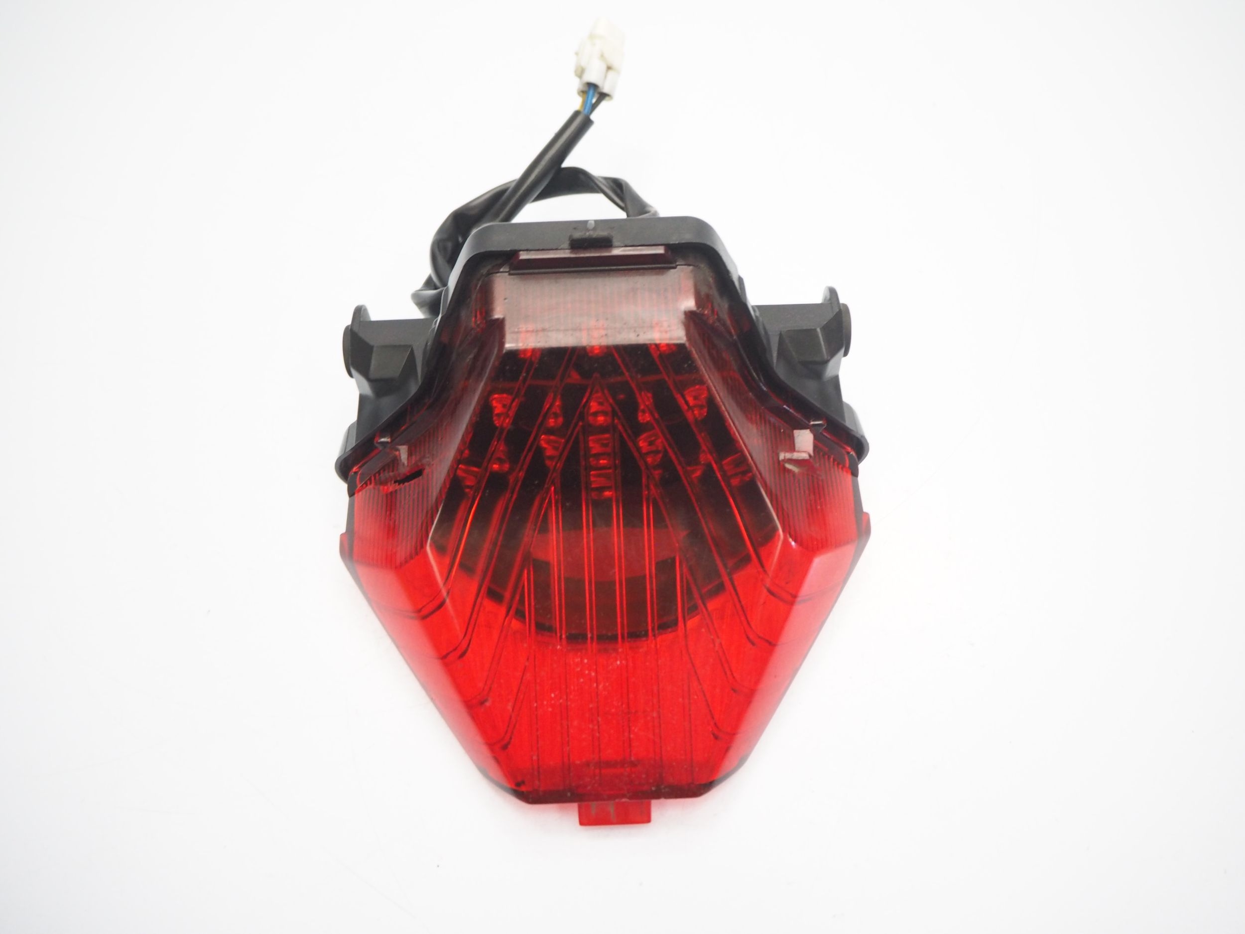 6643259939688000 - YAMAHA MT-07 13-17 ЗАДНИЙ ФОНАРЬ