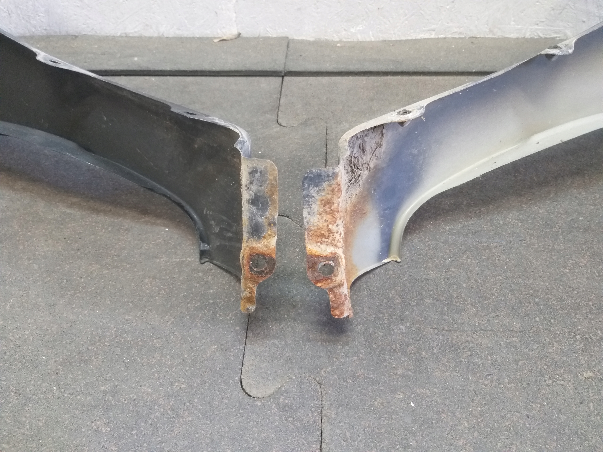 Kotflügel vorne links oder rechts TOYOTA HILUX LIFT 11