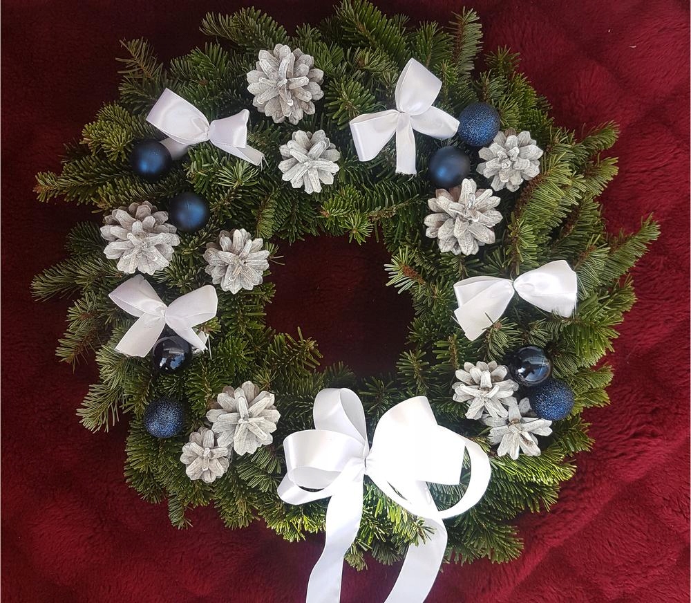 

Wieniec/wianek, żywy, biało-granatowy, śr. 45cm