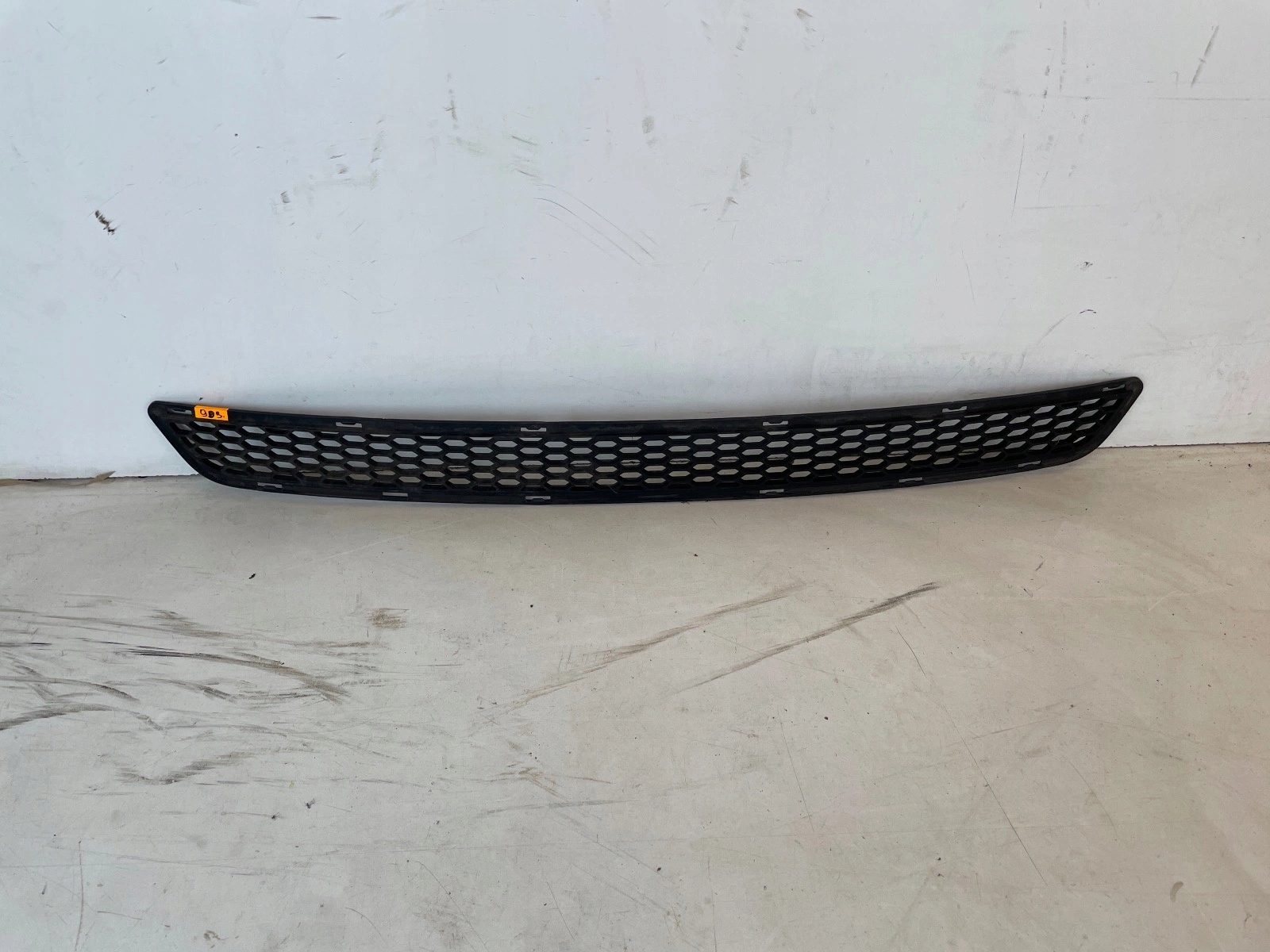 Lüftungsgitter mitte der Stoßstange hyundai h1 I800