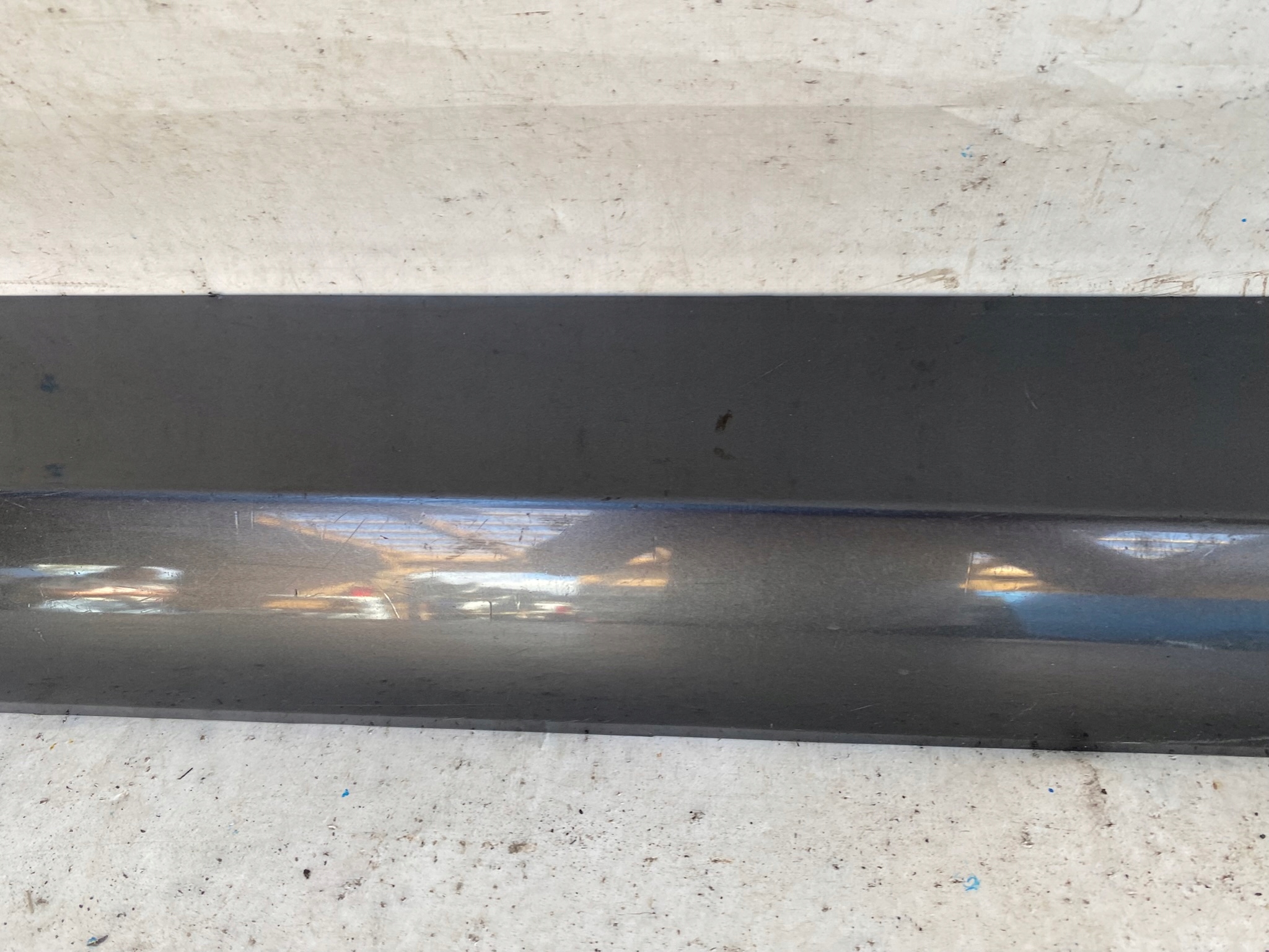 AUDI Q3 8U S-LINE moulding door right front front 8U0853960F