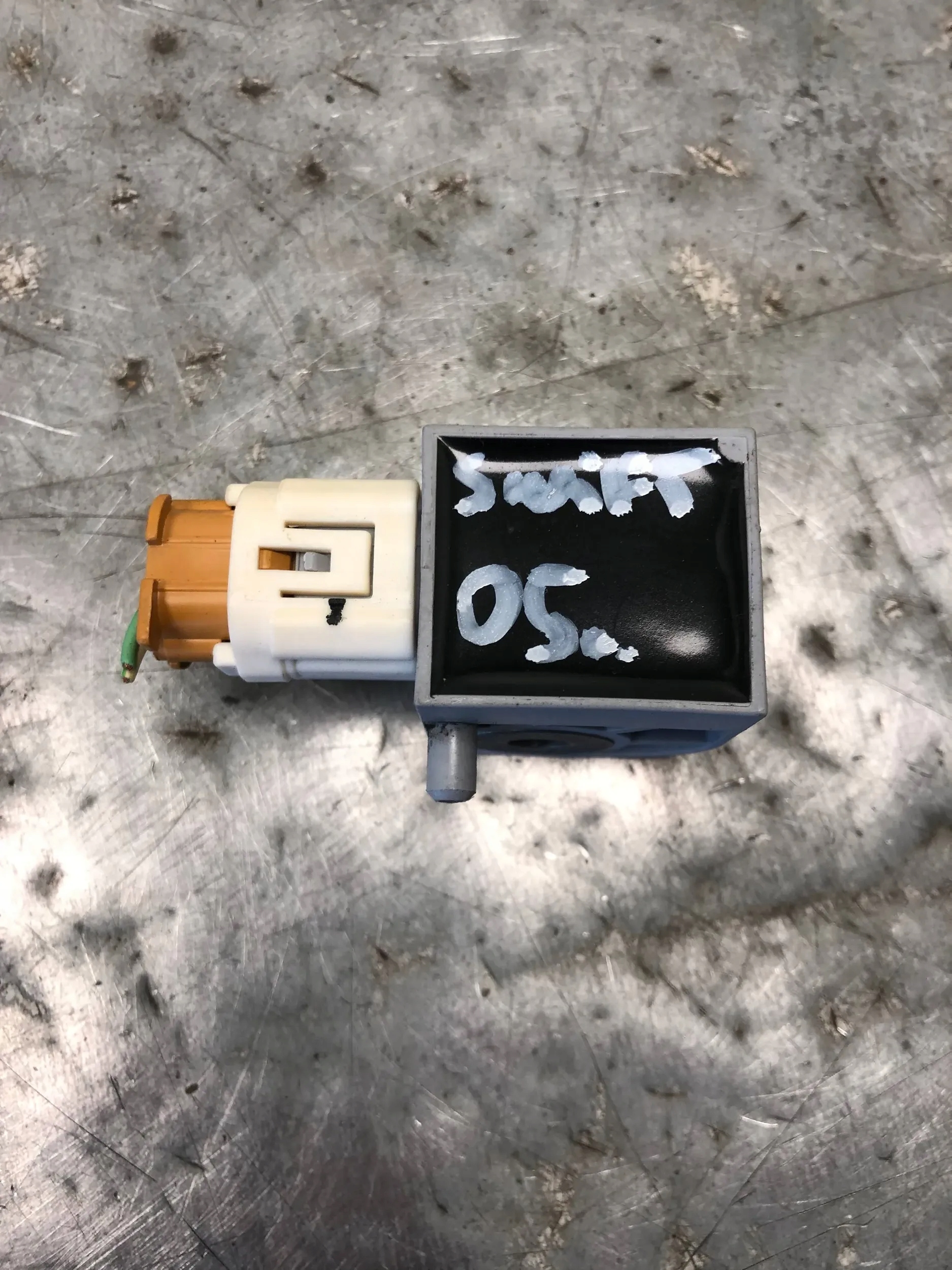 Crashsensor Drucksensor SUZUKI SWIFT MK6 38930-62J10