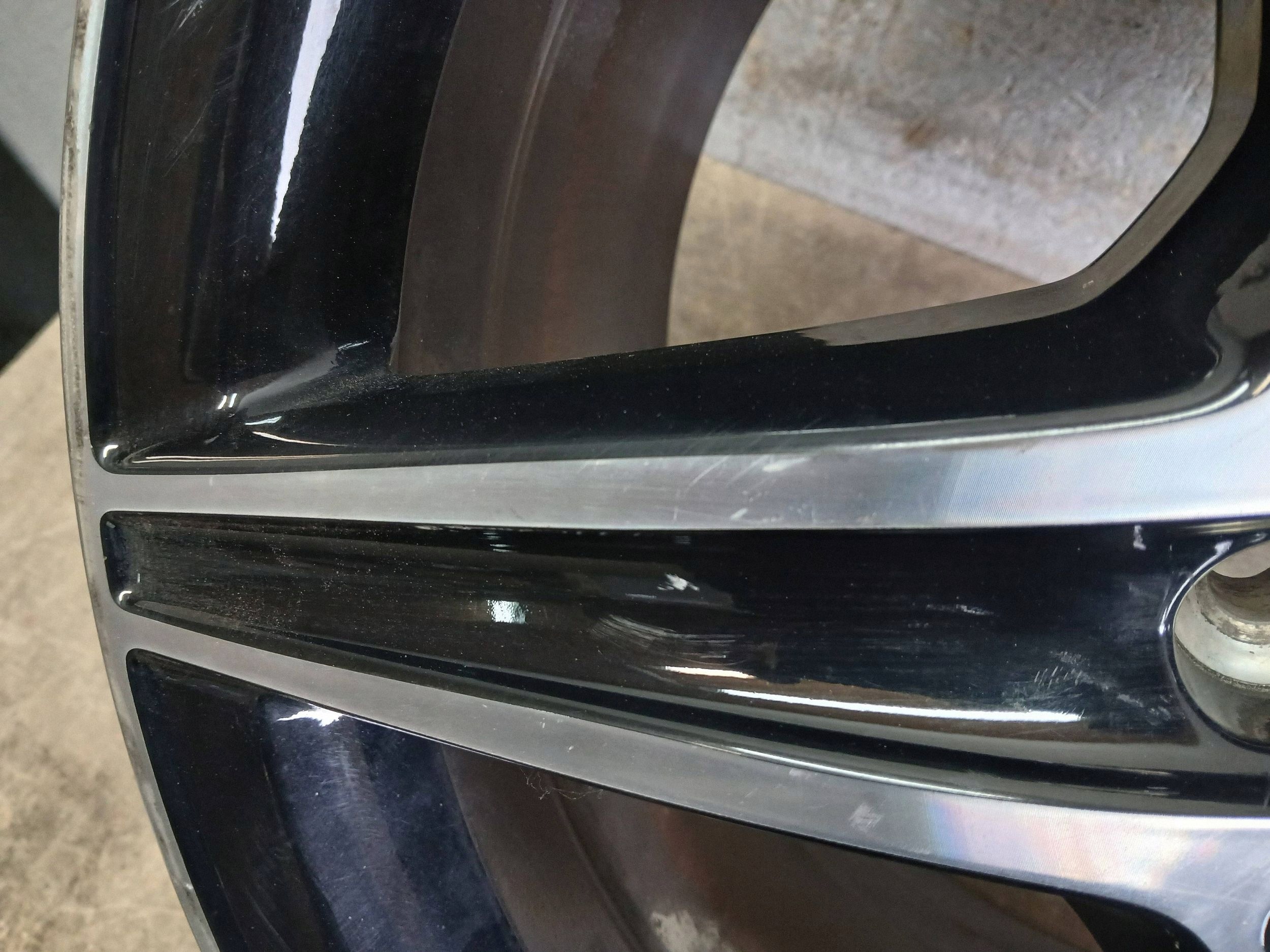 disc 18 front Mercedes-Benz E W213 A2134011900