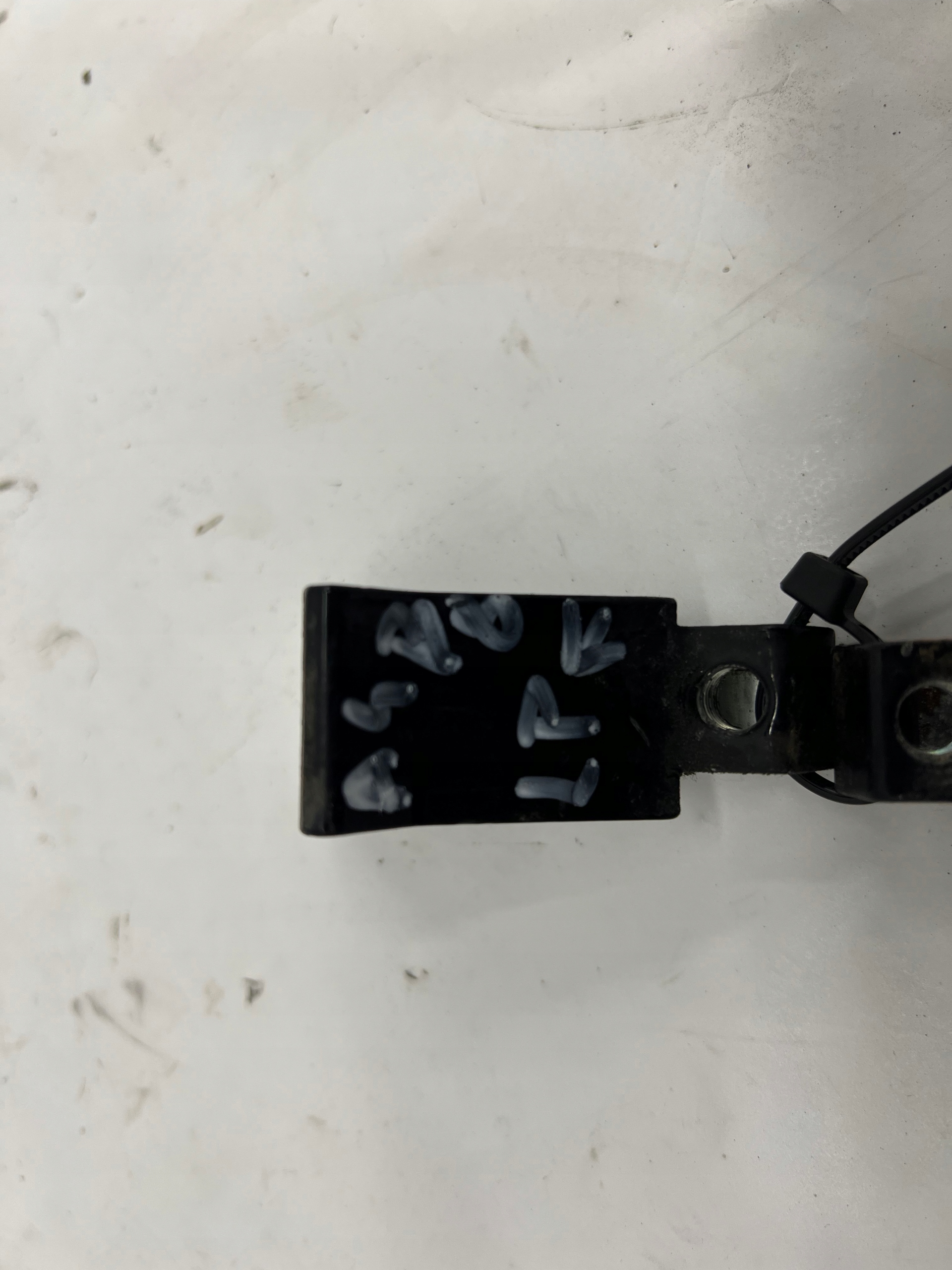 AUDI A4 B8 KOMBI AVANT LY9B hinges door left front PARA KOMPLET