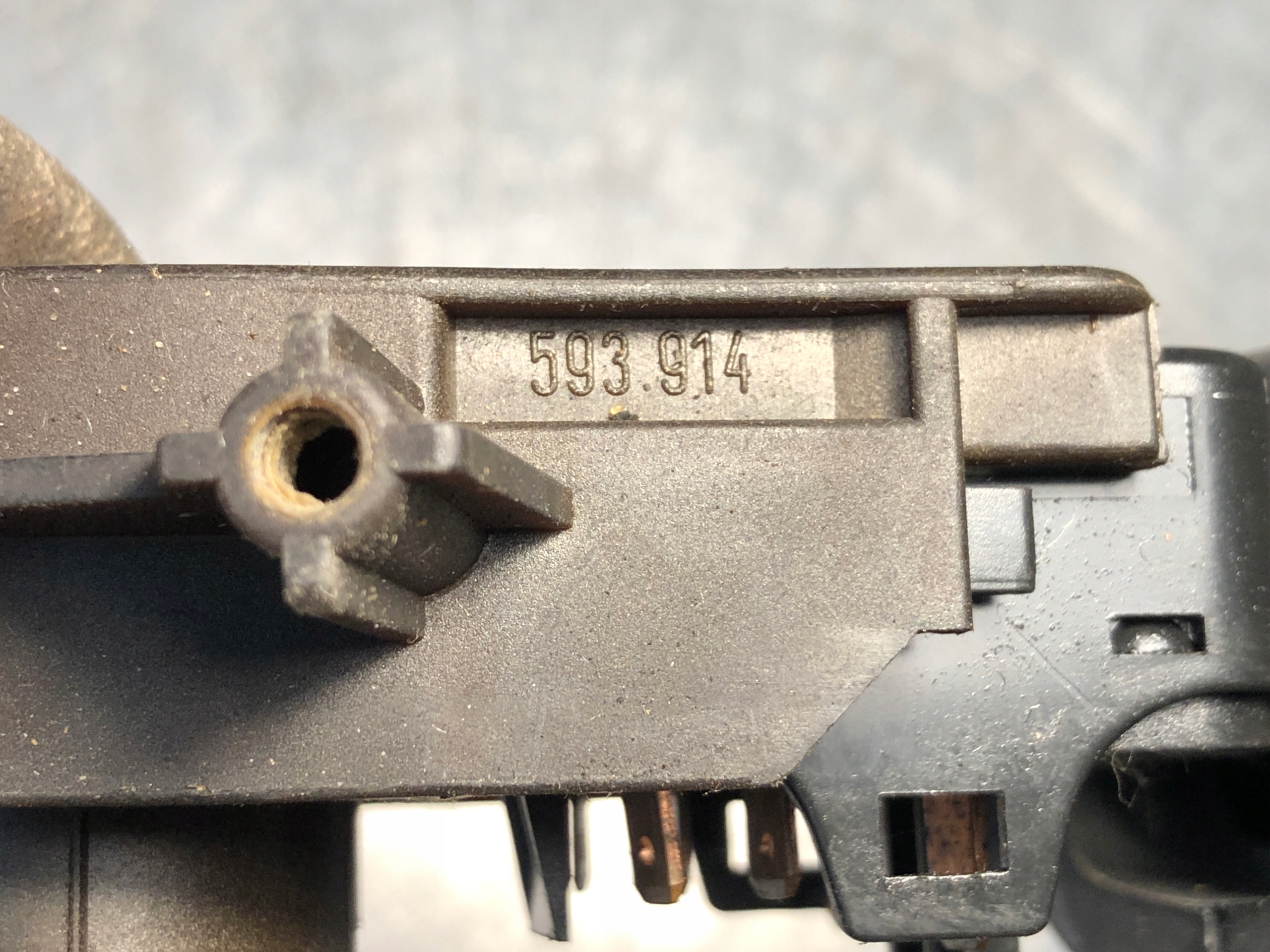 DEVIO LUCI TERGICRISTALLO TERGI OPEL ASTRA F 90306520 593914