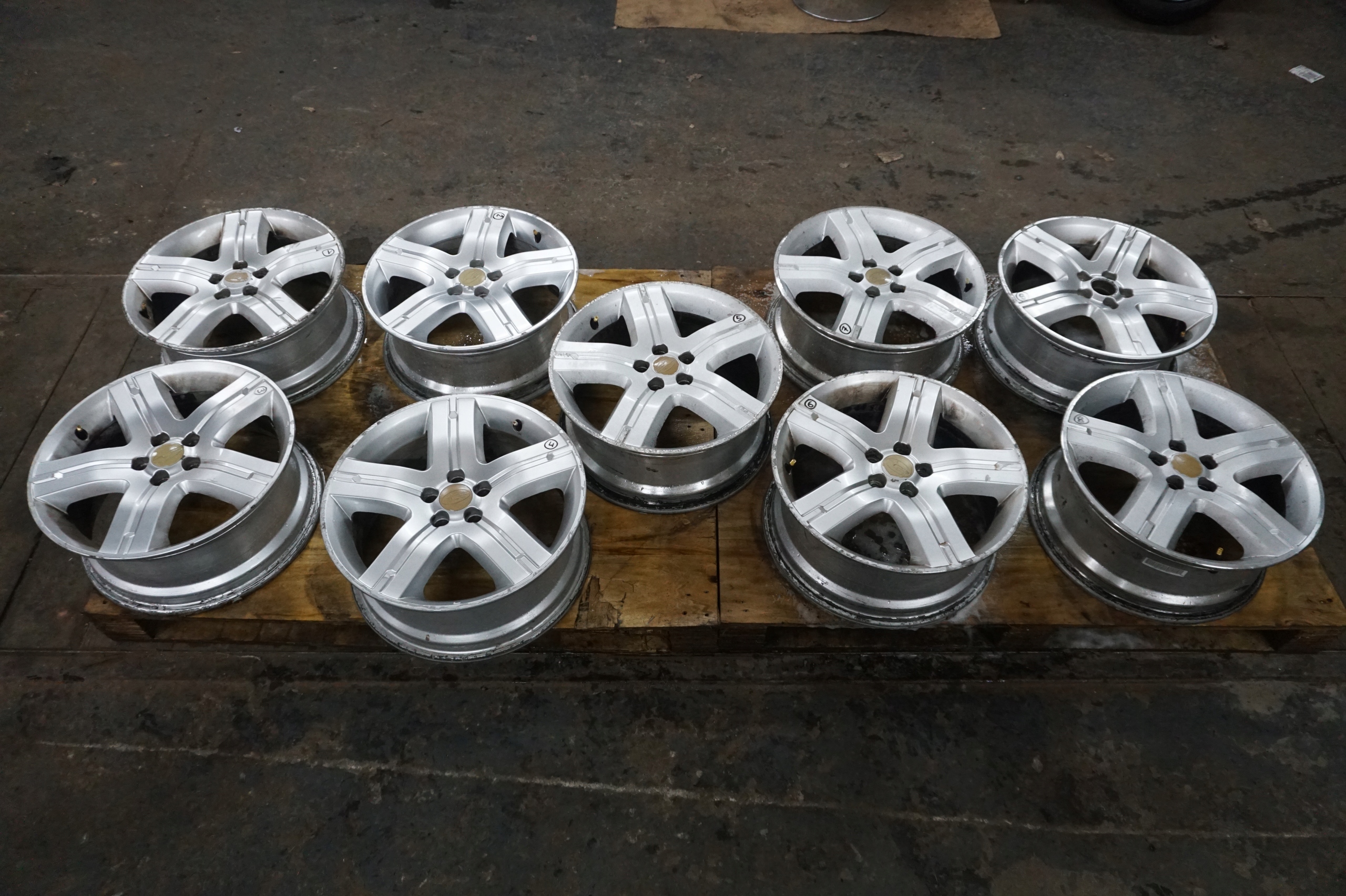 SUBARU FORESTER SG II FELGA B61 5X100 17x7j ENKEI 28111SA130