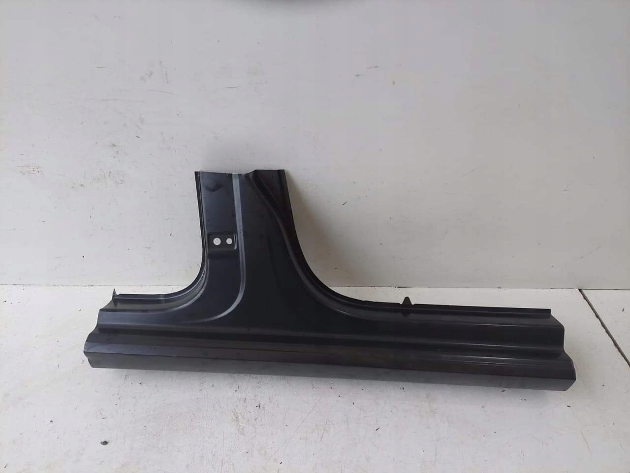 VW GOLF VII ПОРІГ ЦЕНТРАЛЬНА СТІЙКА ПРАВА 5G4809342