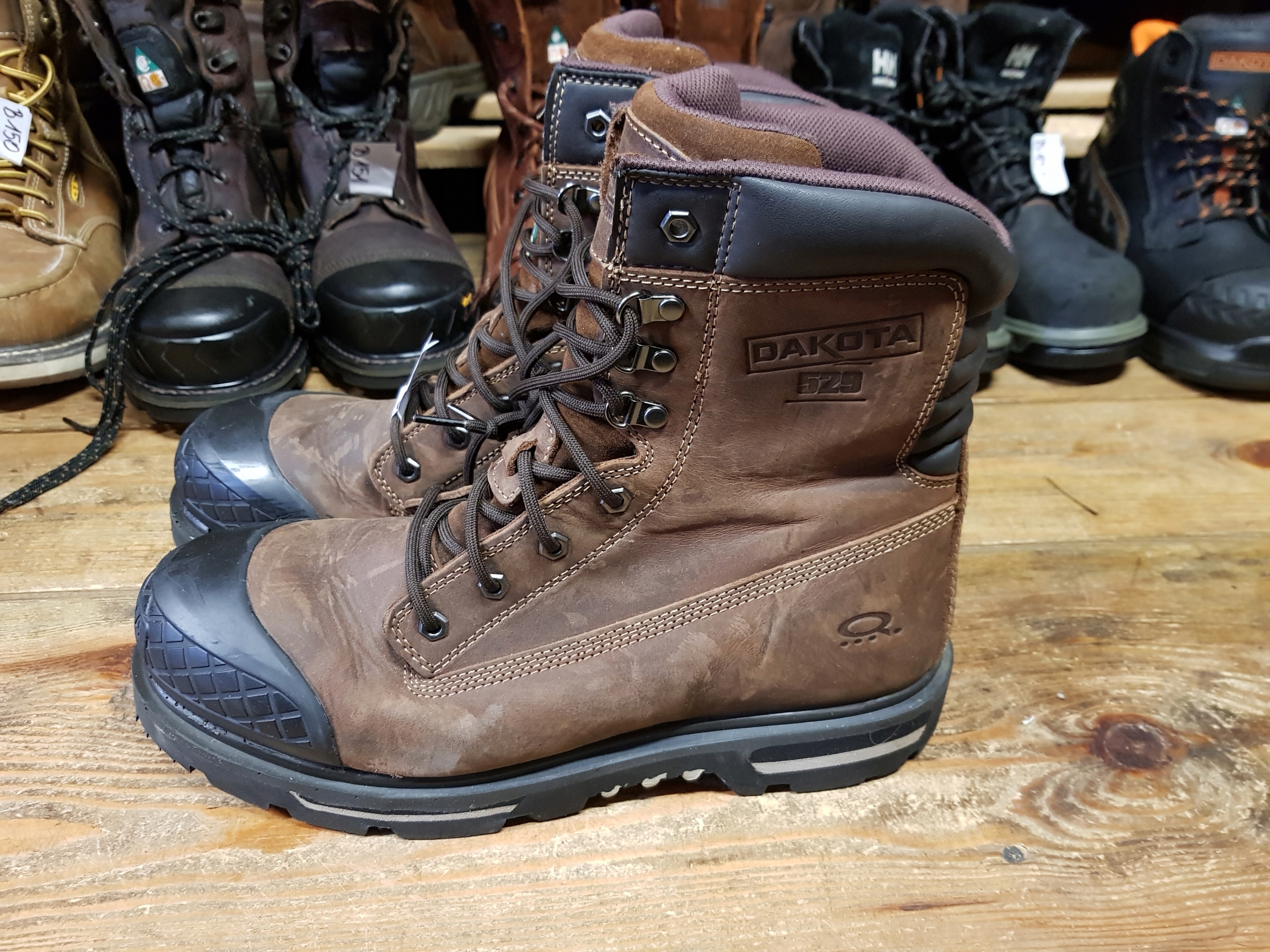 Buty robocze DAKOTA rozm 47 wkł 32 cm S3