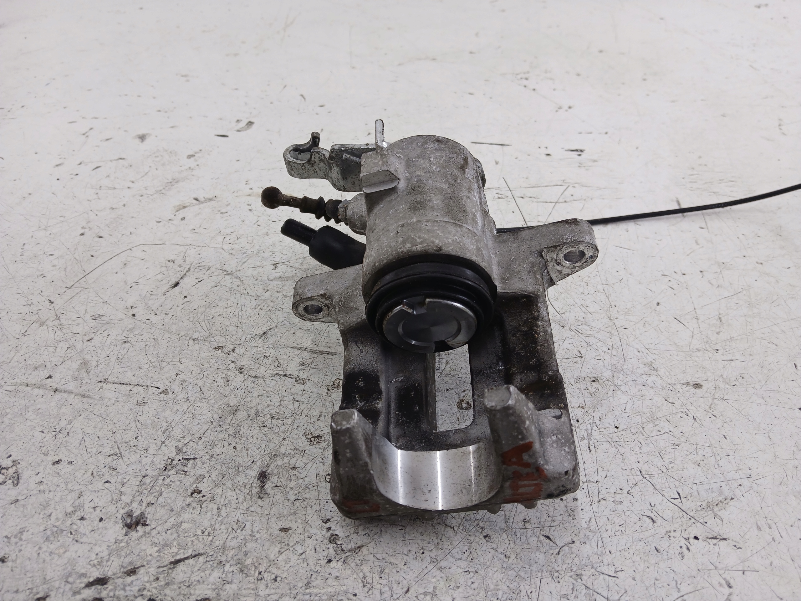 SEAT ALTEA and caliper brake left rear part