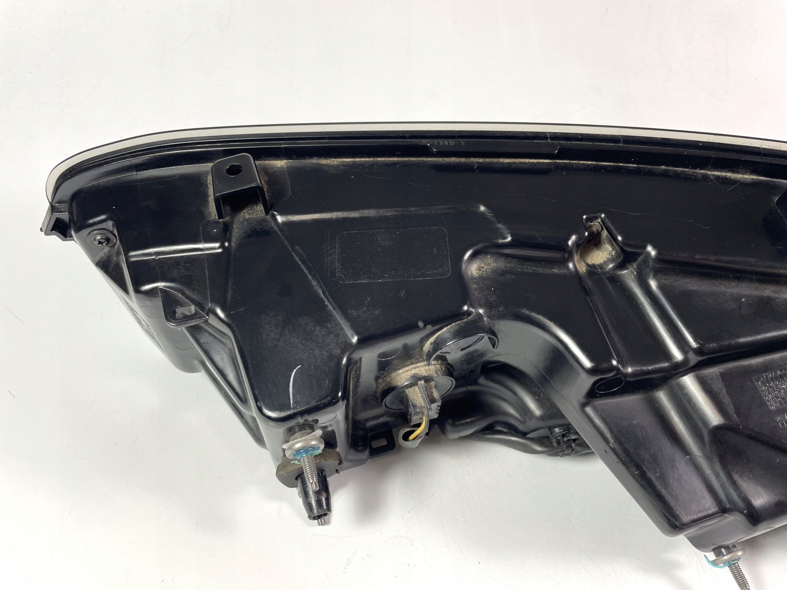 Chevrolet Camaro light left rear rear part 2019-24