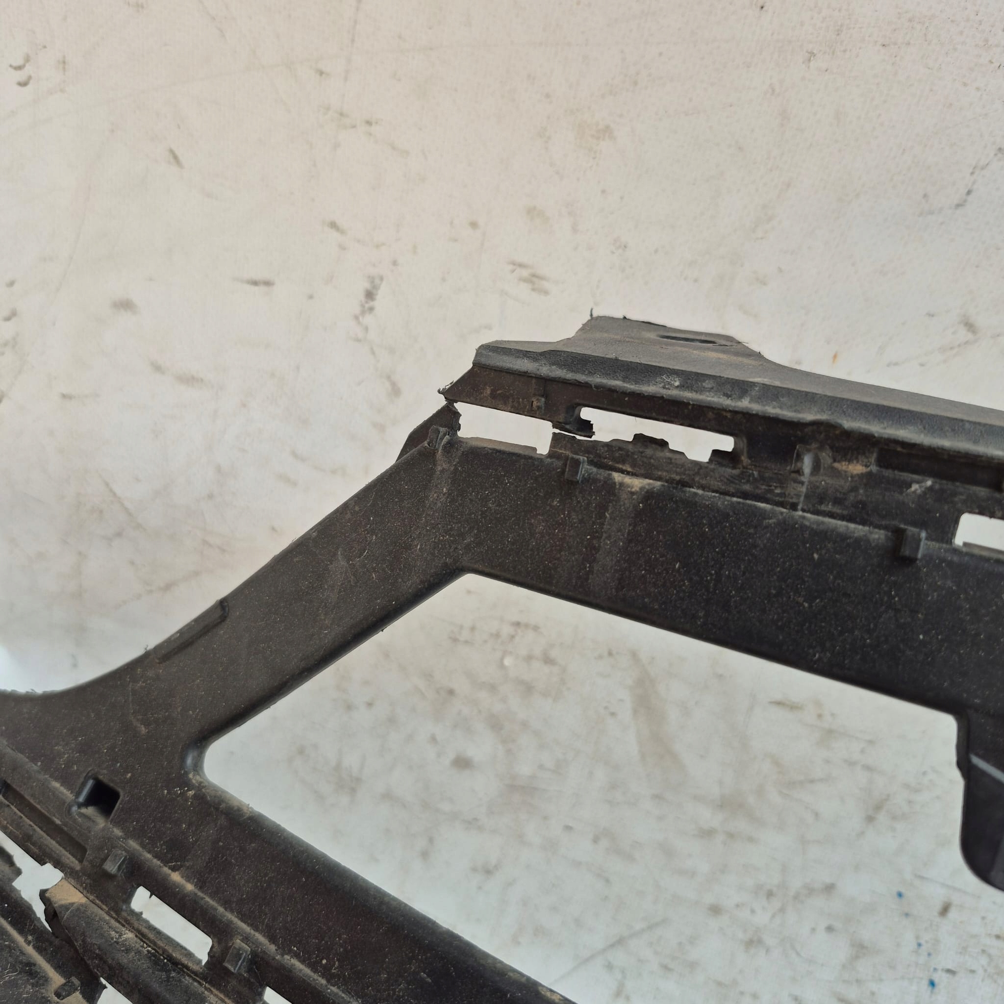 OPEL CROSSLAND X LIFT 20-24 pillar support GRILLA grille