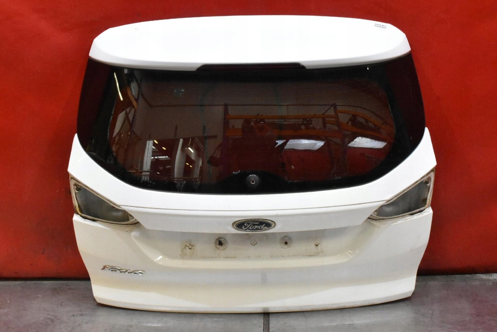 trunk door boot rear part rear BIALA FORD FOCUS MK3 KOMBI 11-15