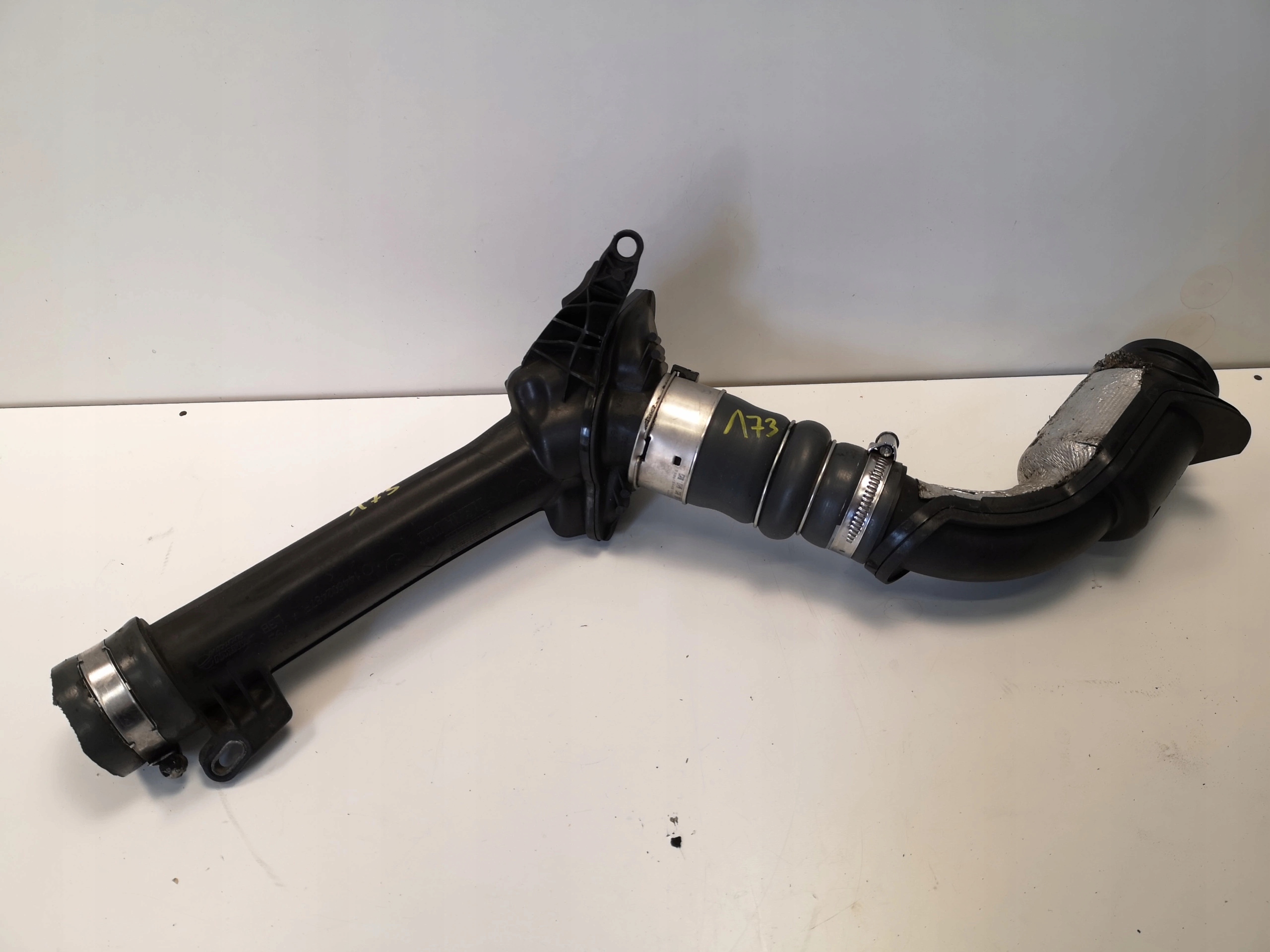 144602487R - RENAULT MEGANE III 1,5 ПОВІТРЯНА ТРУБА 8200687468