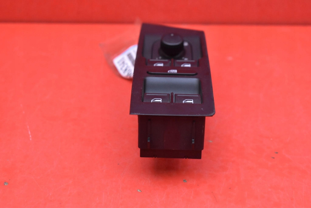control panel of the window EU 3AB857857A VW PASSAT B7 10-15