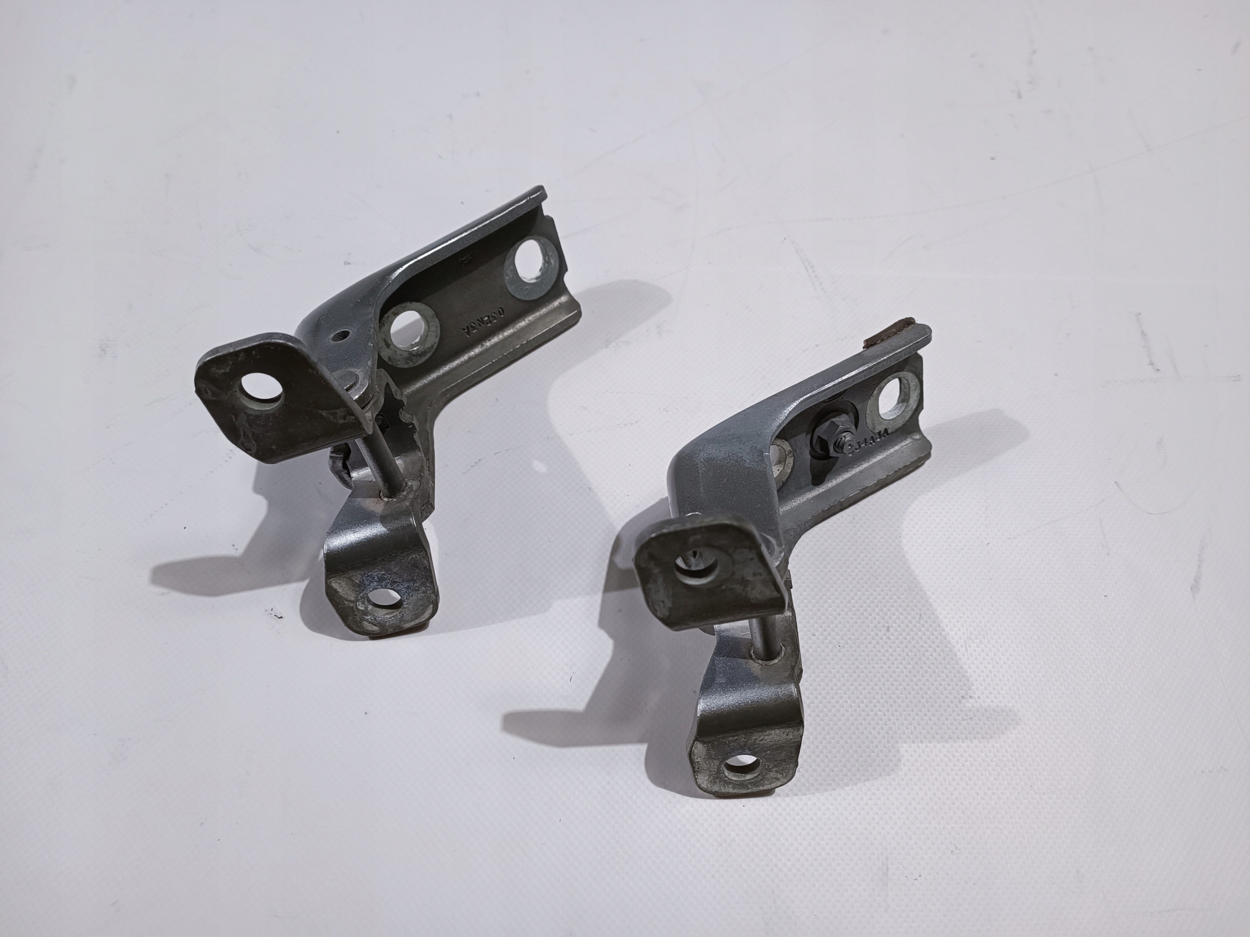 hinges door left right Ford Mustang 2010-2014
