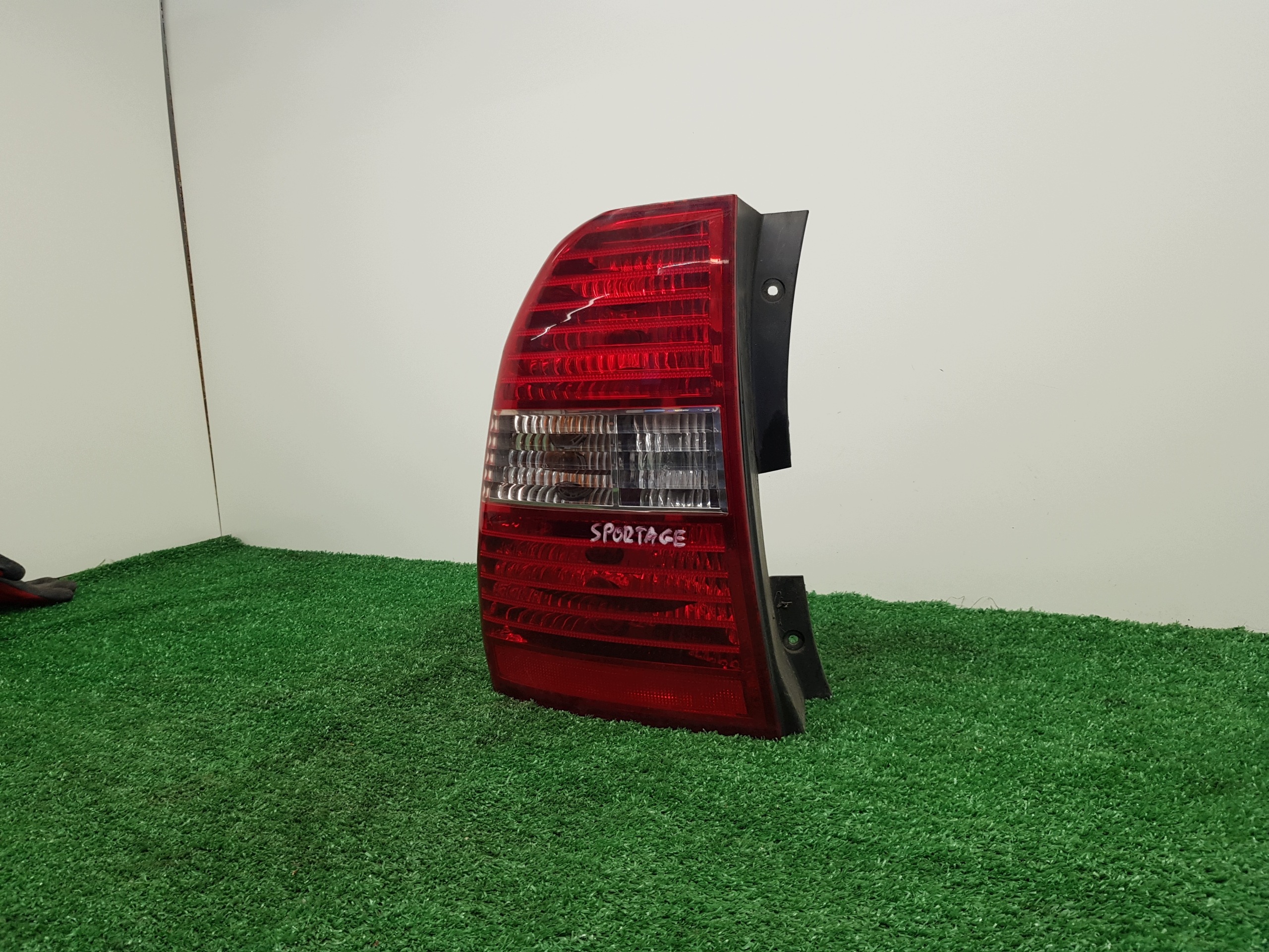 light left rear KIA SPORTAGE 2 2009 92401-1F0