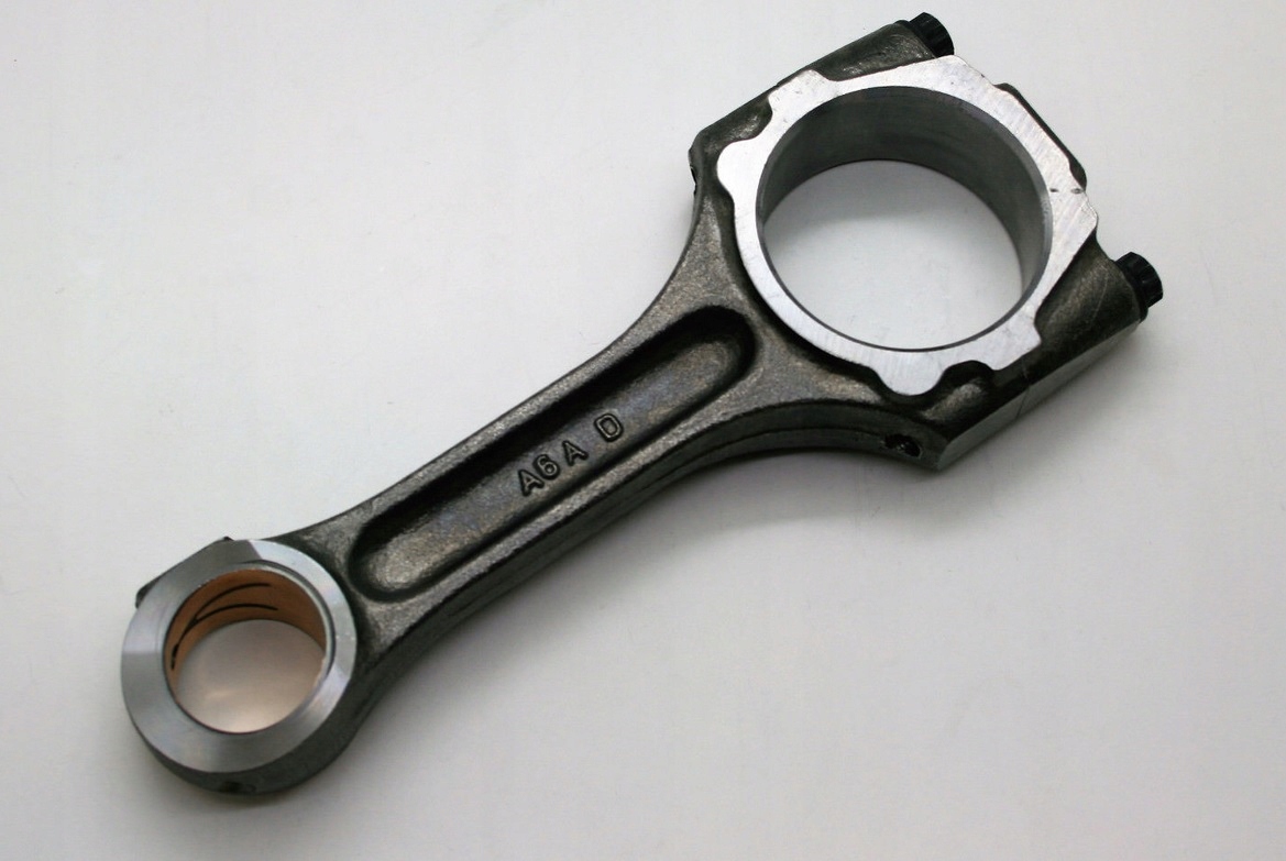 1111 - Шатун Hyundai Santa Fe Tucson 1,5 2,0 2,2 CRDI