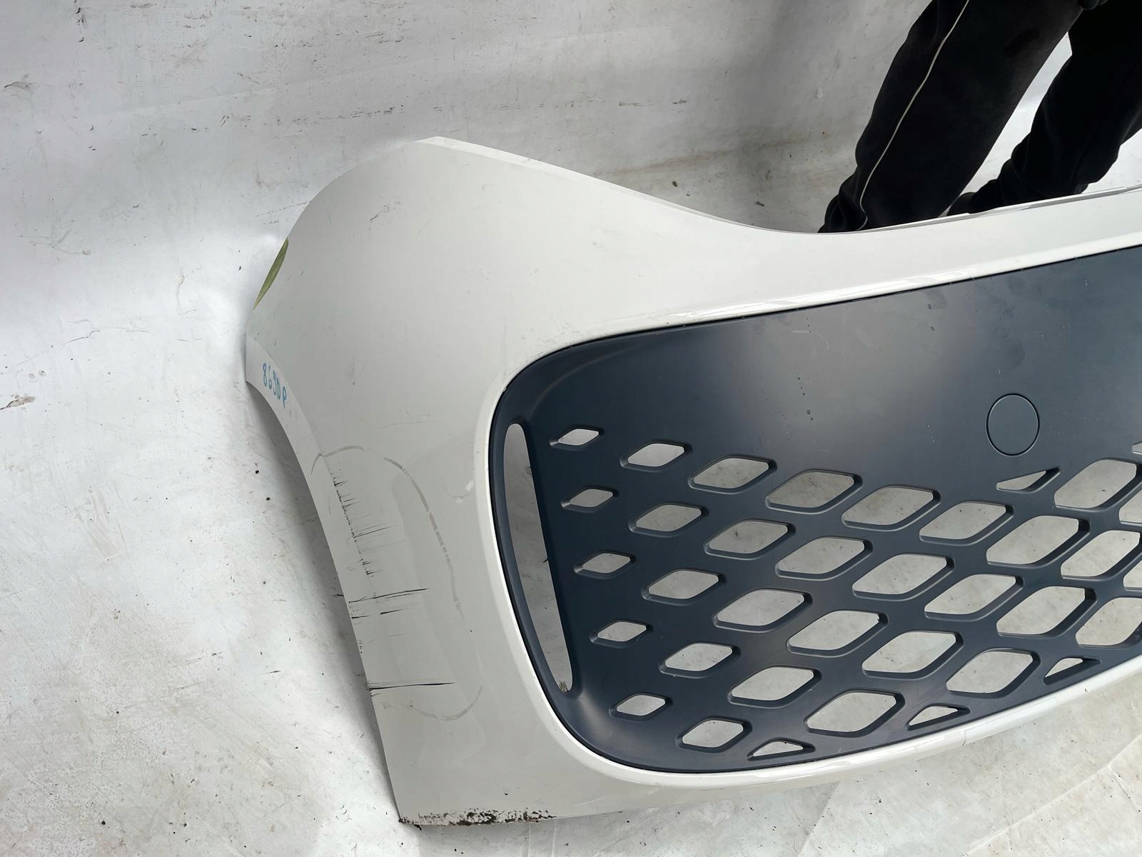 VW ID BUZZ 1T3 bumper front front grid central 1T3807221