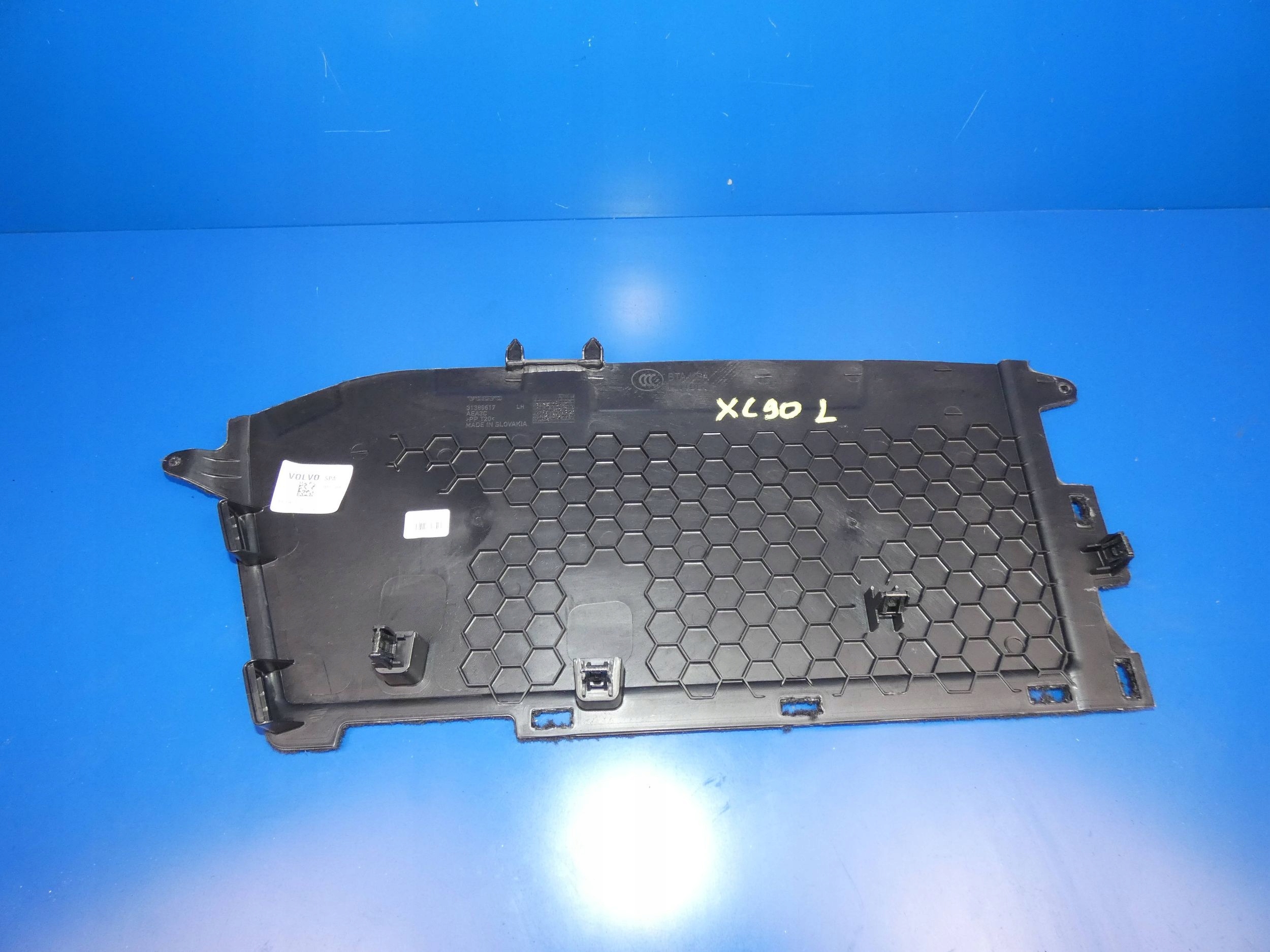 VOLVO XC90 II cover TUNELU SRODKOWEGO left