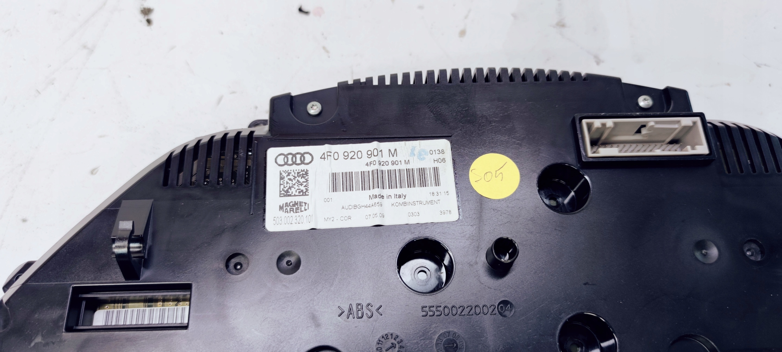спидометр часы Audi A6 C6 РЕСТАЙЛИНГ 3.0 TFSI 4F0920901M