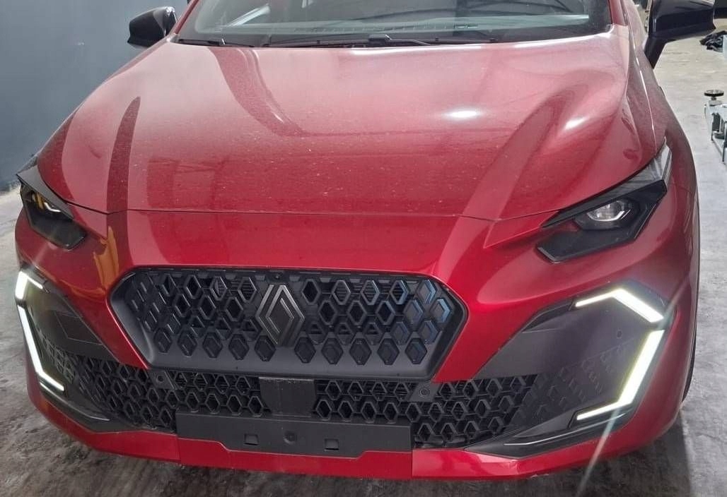 front bonnet bumper lights radiator Renault Clio VI TENPU espirit Alpine