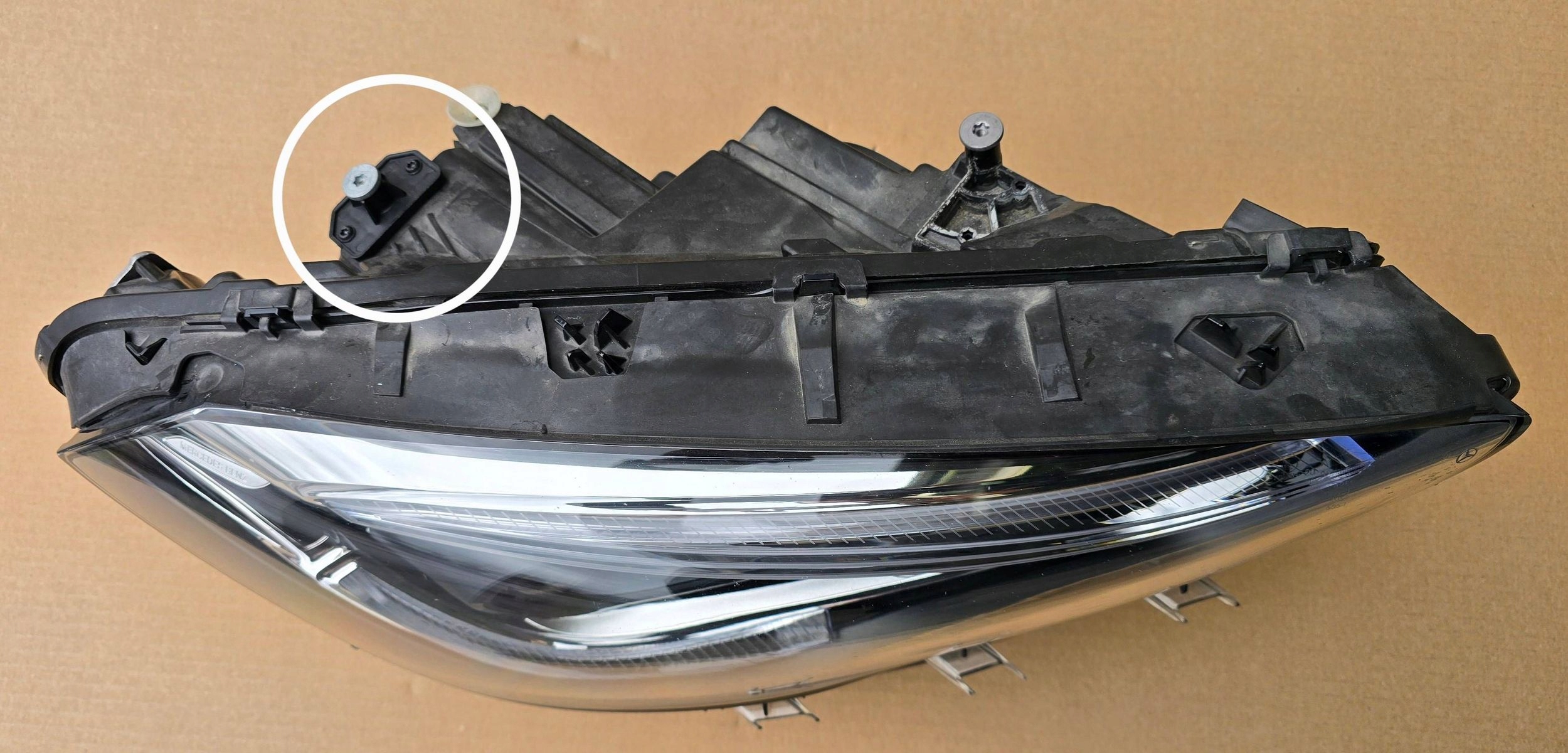 Mercedes GLA 247 light right multibeam before lift 2019-2023
