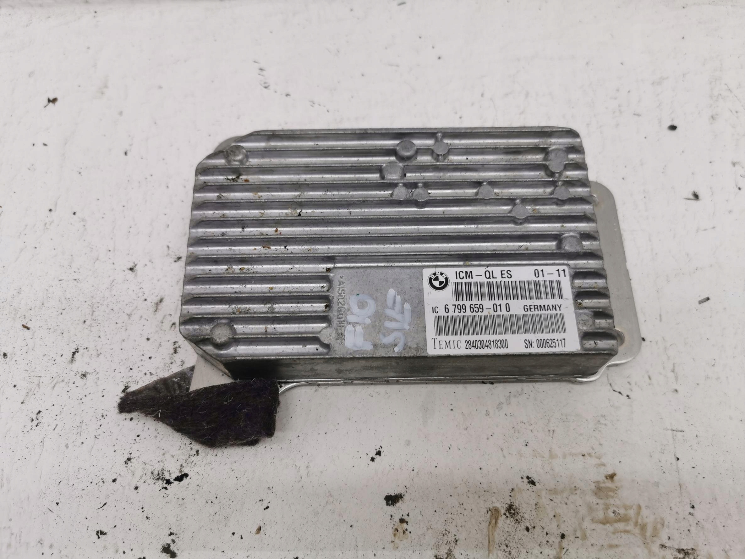 module control unit ICM BMW SERIA 5 F10 F11 6799659