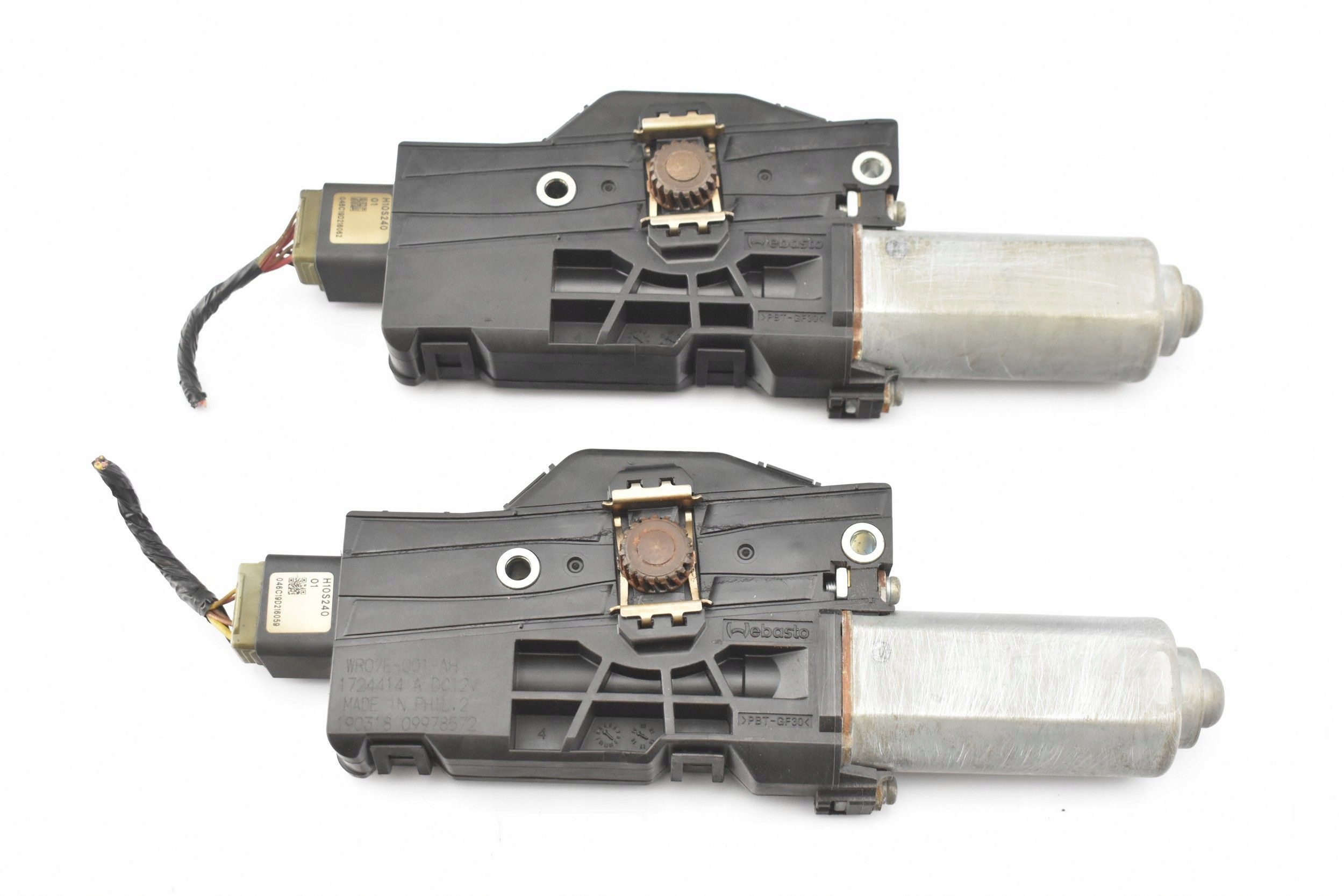 SILNICZEK SZYBERDACHU PANORAMY HONDA HR V II 15 Numer katalogowy czesci UB001 V05