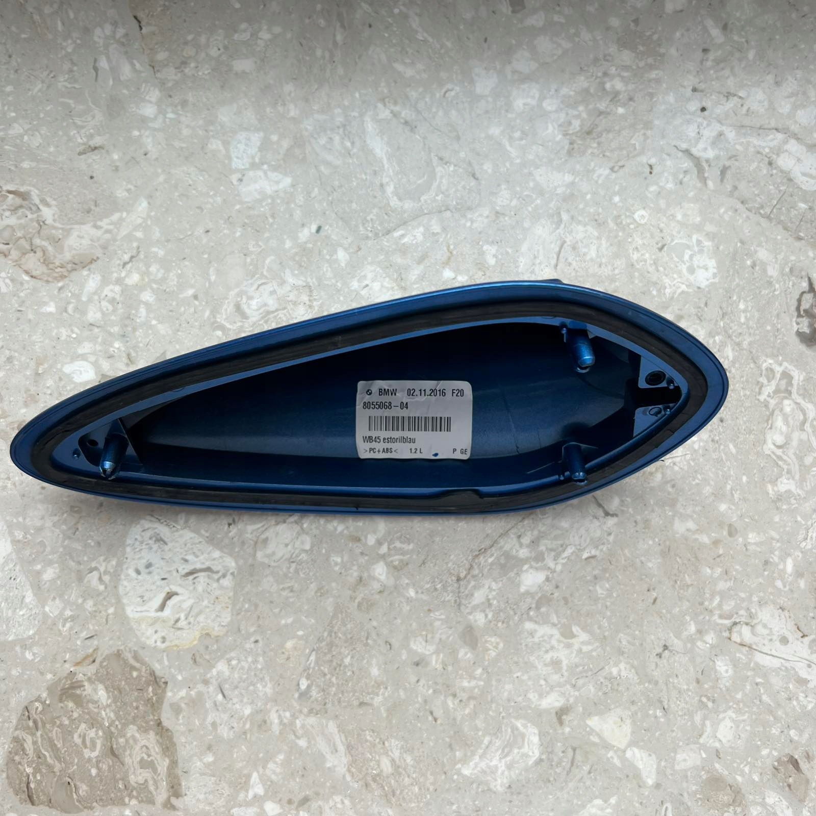 BMW3 F31 SCATOLA anteny 8055068-04
