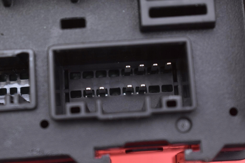 control unit module BCM 95400-Q0490 HYUNDAI BAYON 1.2 16V 84 KM 21