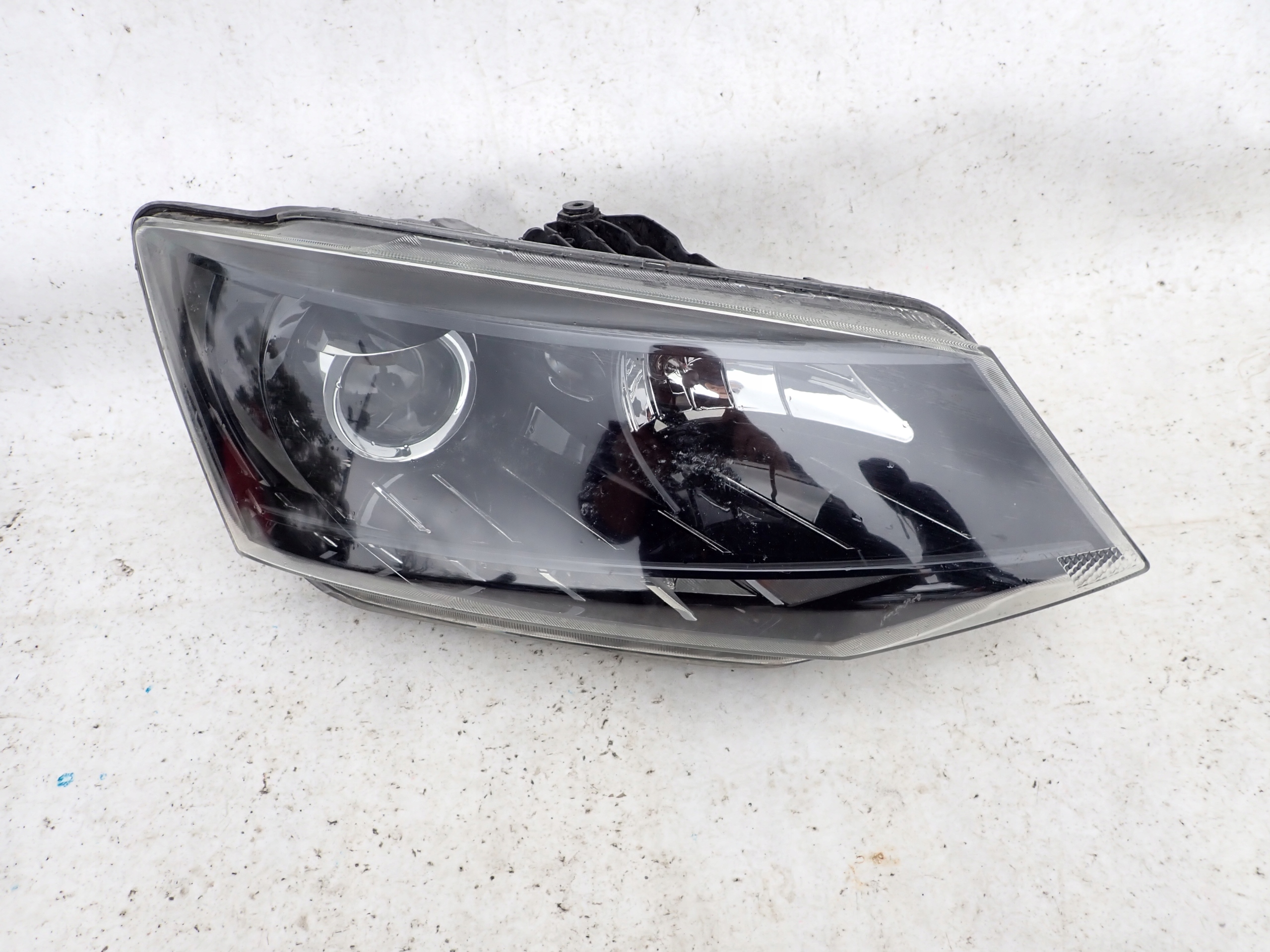 SKODA FABIA III 3 14-18 light front front right