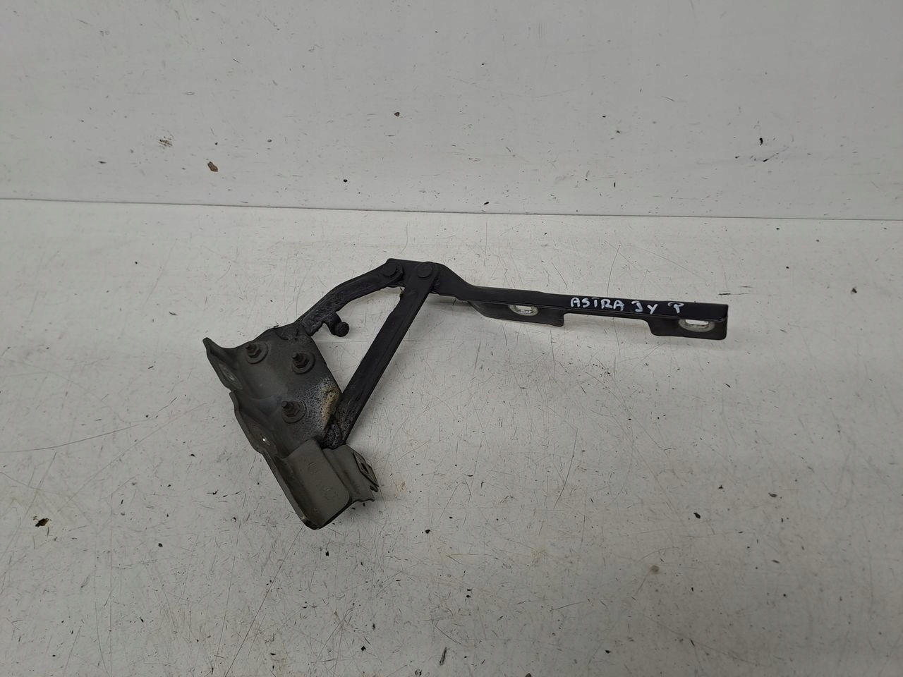 hinge bonnets Opel Astra J 2,0 CDTI