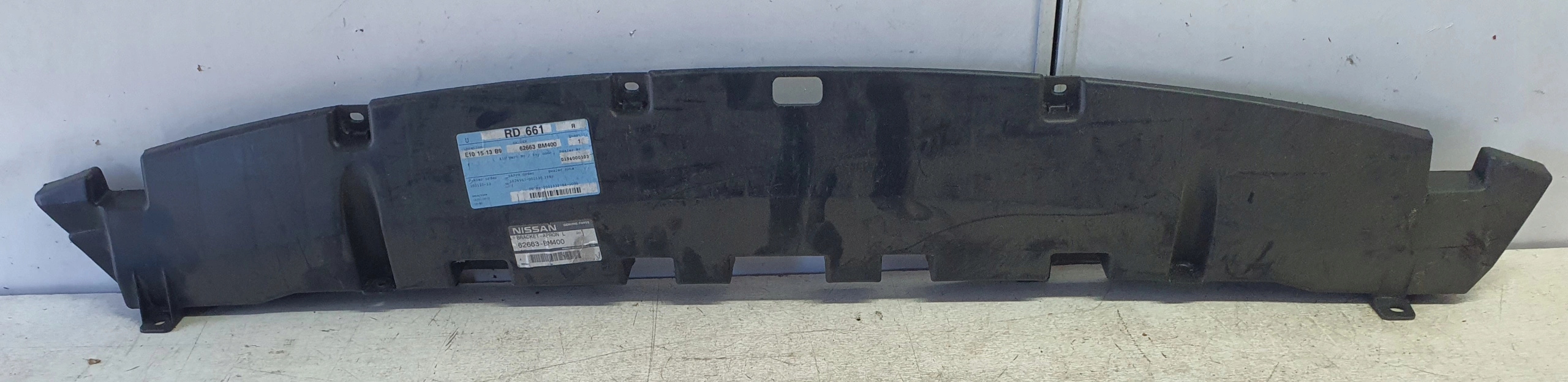 cover console of a bumper front front NISSAN ALMERA