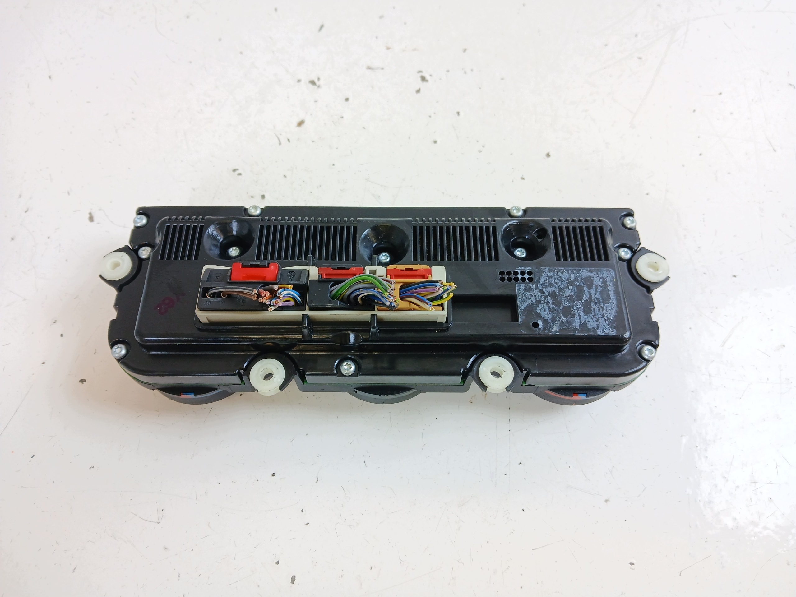 VW GOLF V TOURAN et PASSAT B6 Unite commande clima Sièges GRZANE