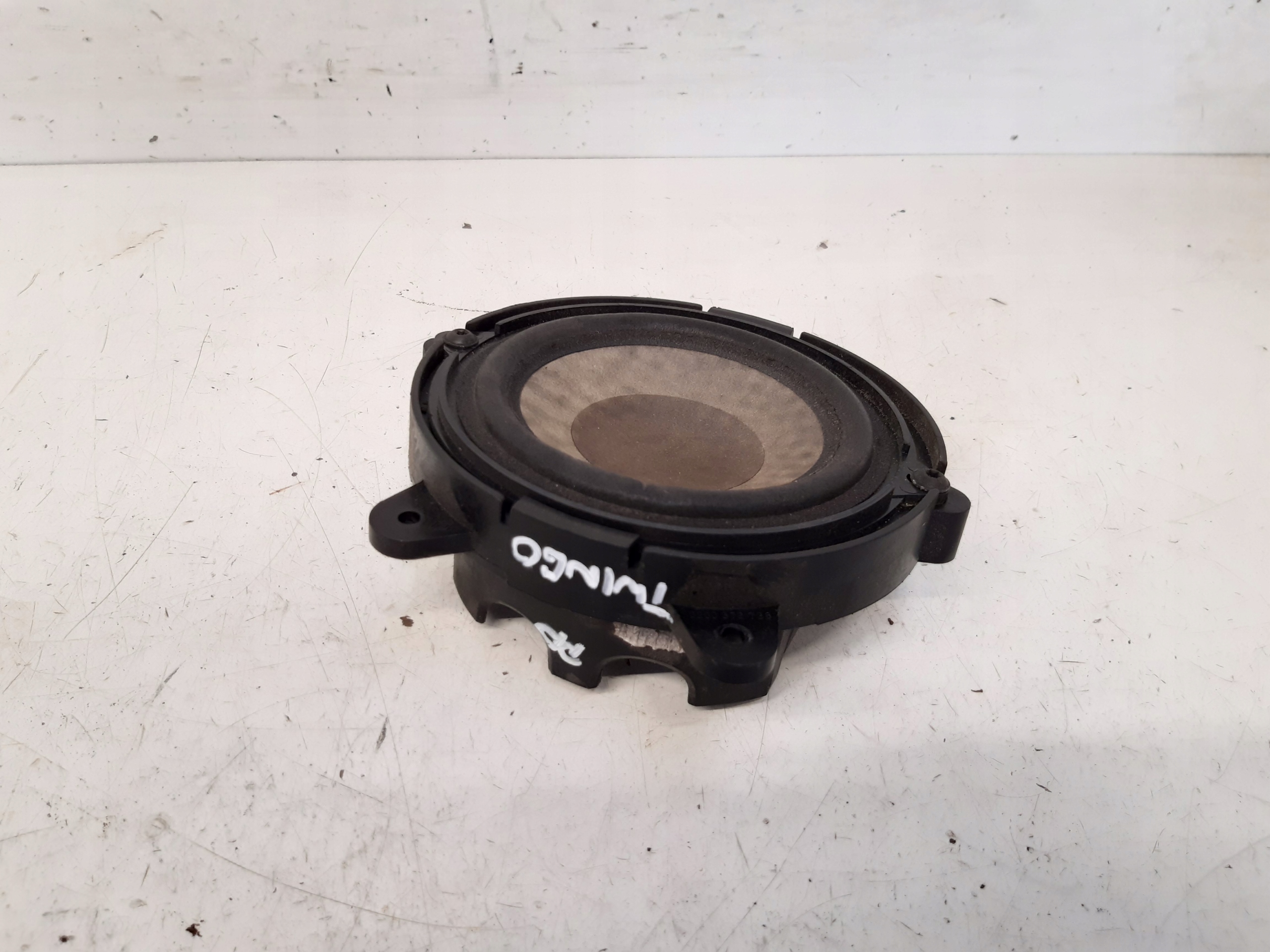 speaker 8200167235 Renault Twingo II