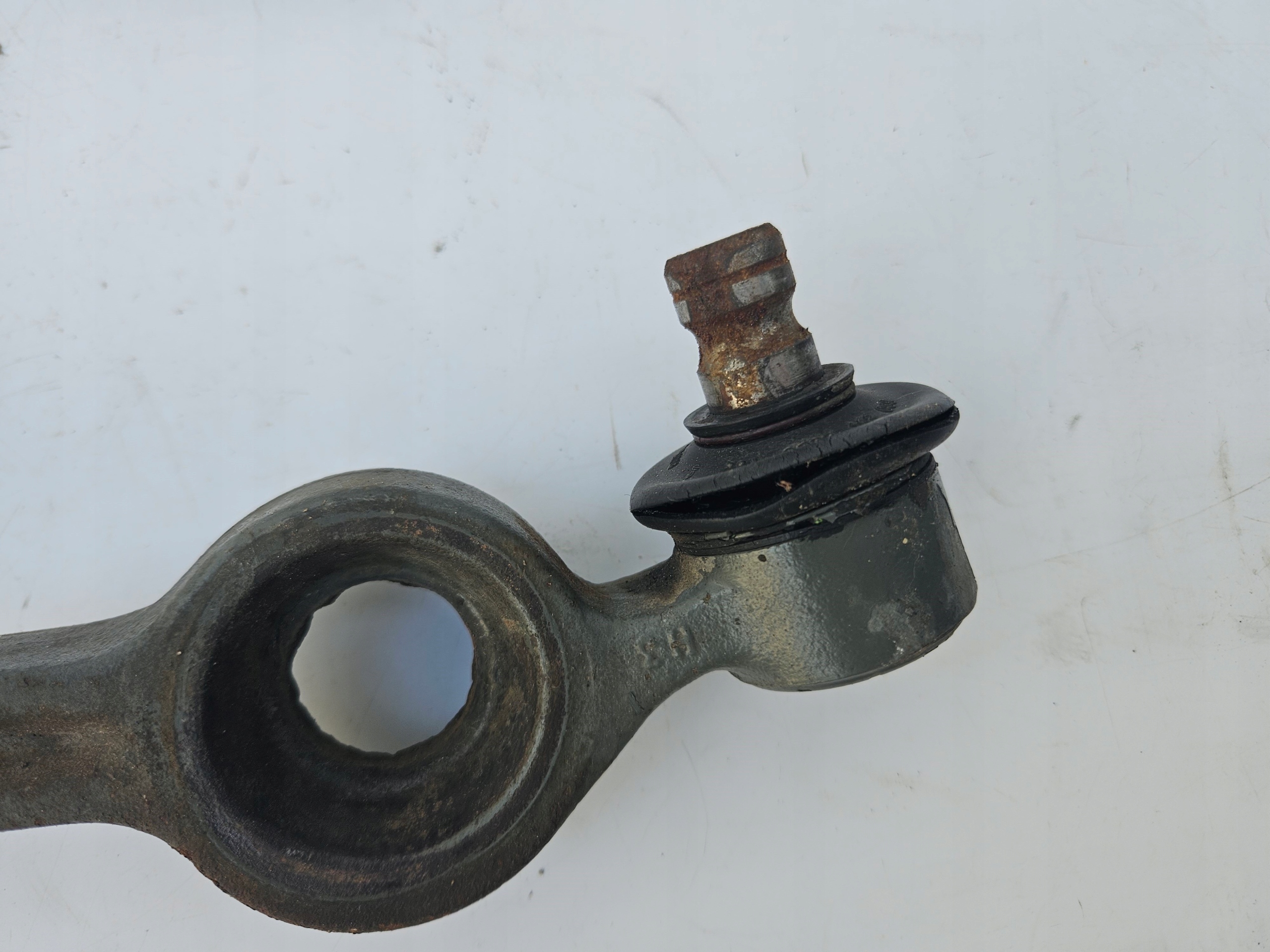 arm left right front AUDI V8 D11 441407151C 441407152C