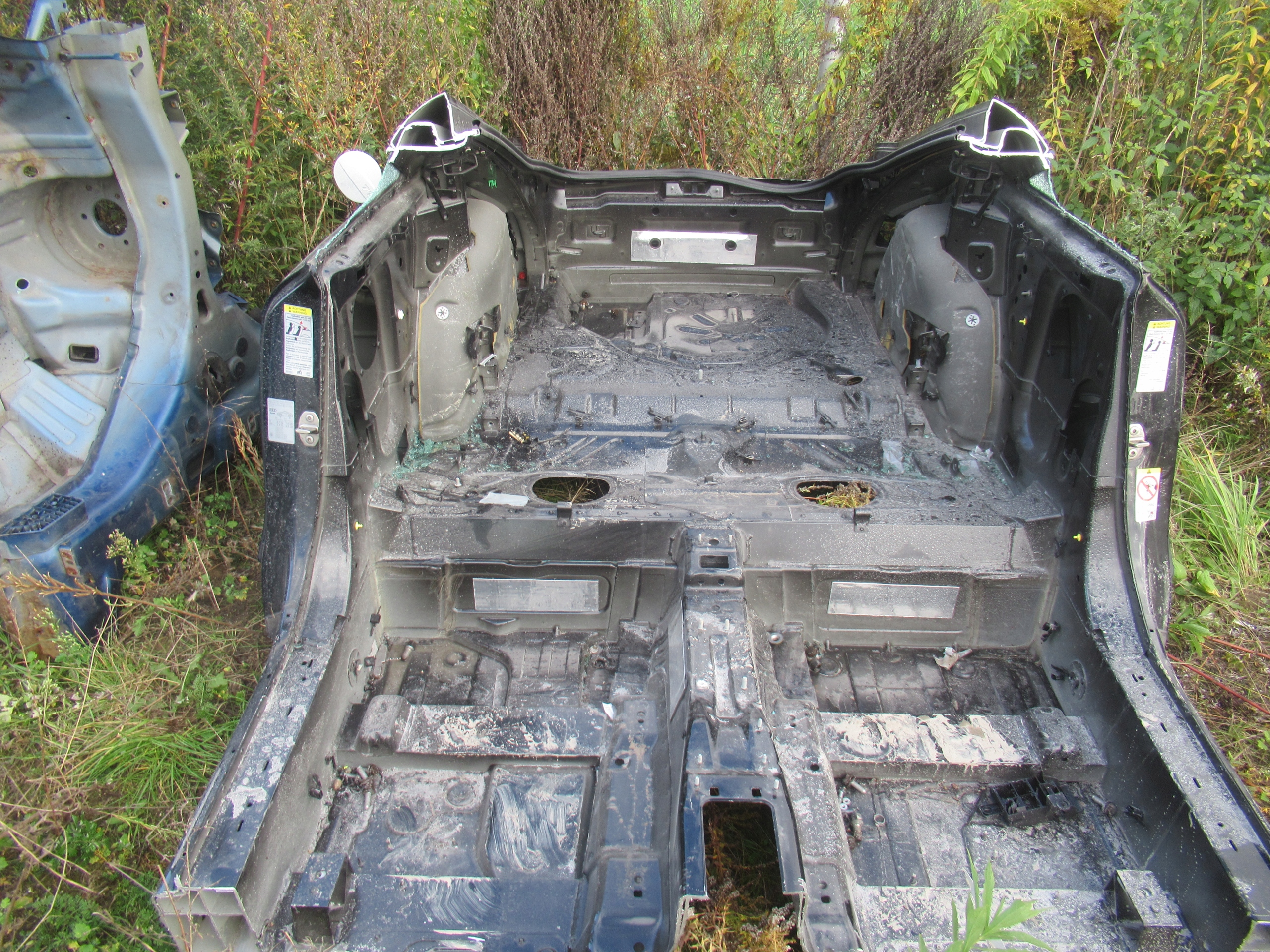 PAS TYLNY AUDI TT 8J