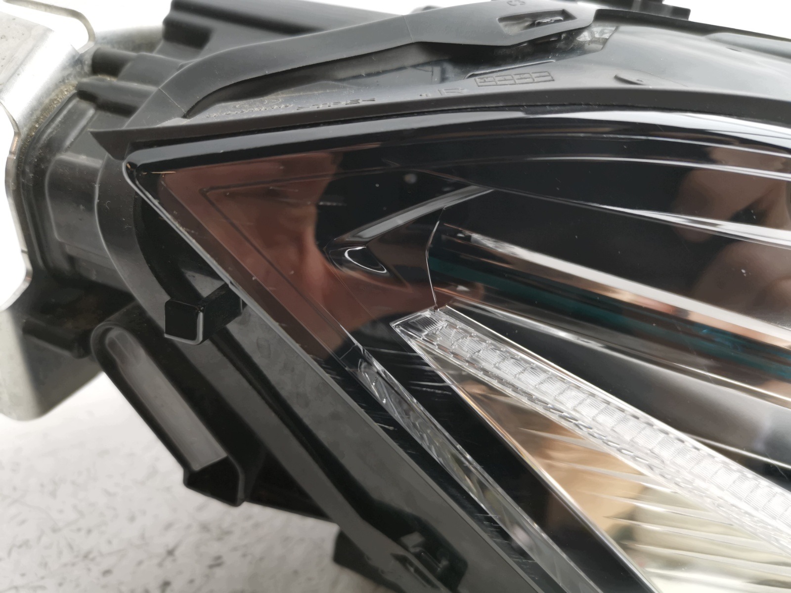 light reflektor Full LED right front Skoda Superb IV 3P1941016B ORG