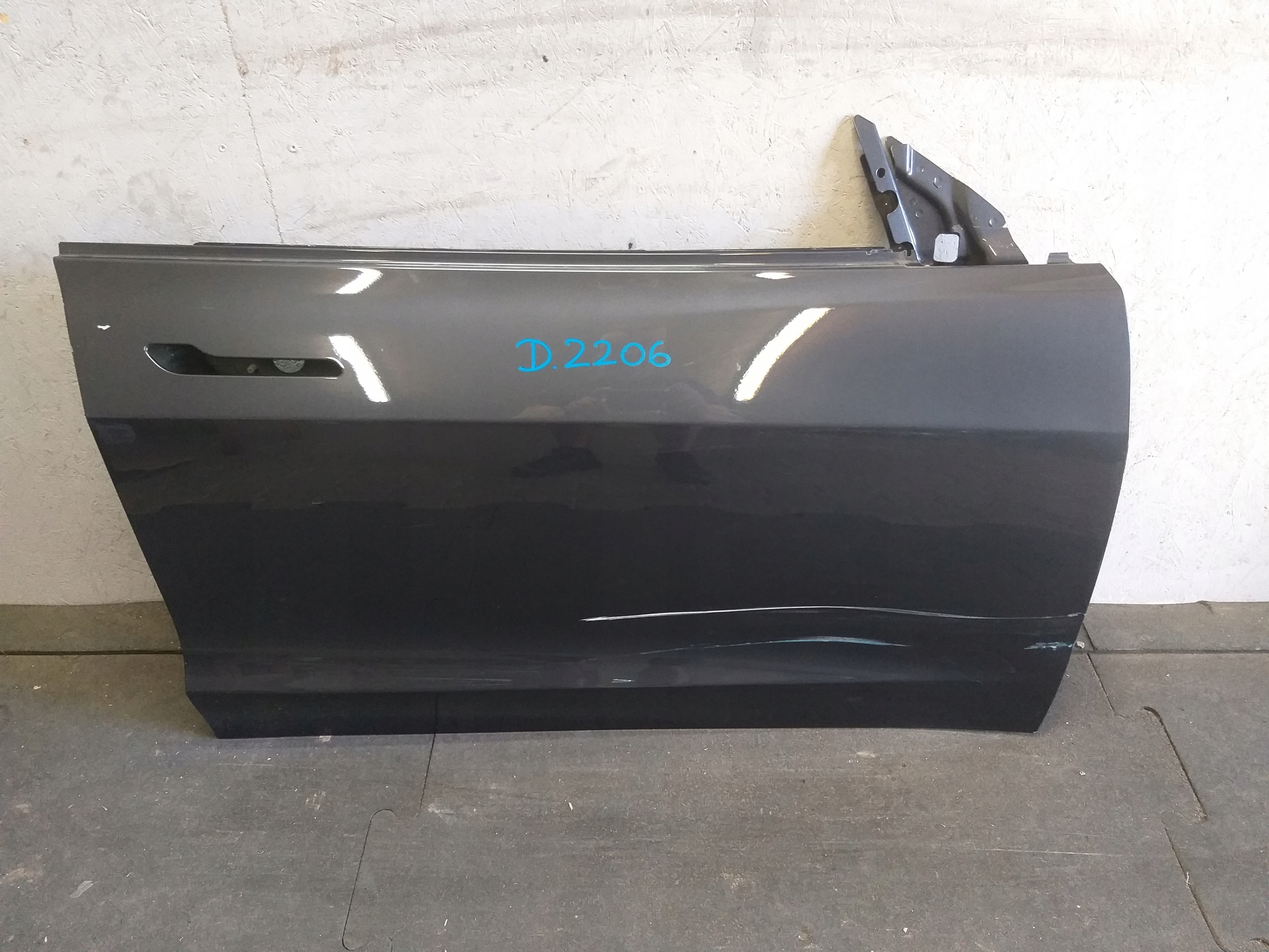 DRZWI PRZÓD PRAWE TESLA III 3