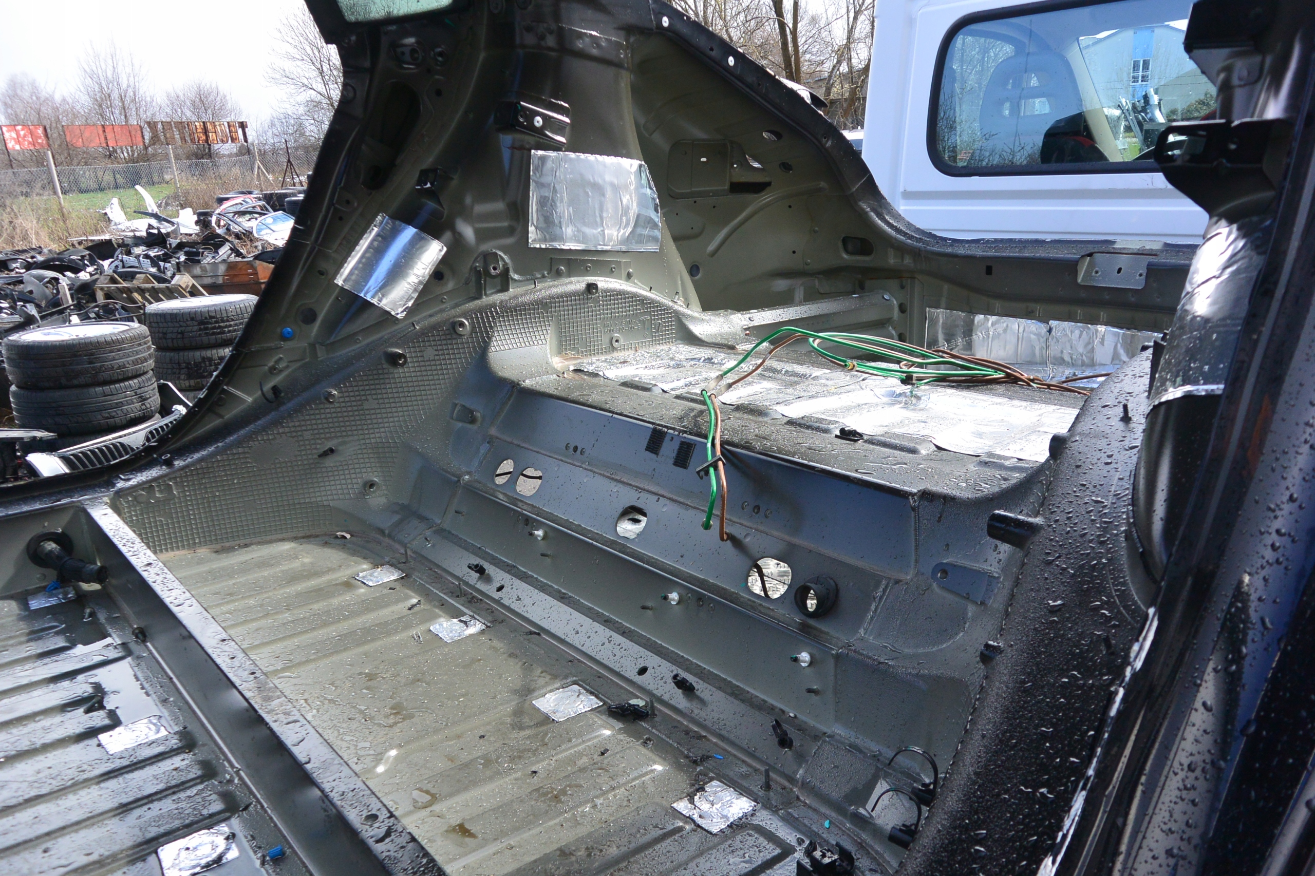 TESLA MODEL S 13- quarter rear part roof threshold left right