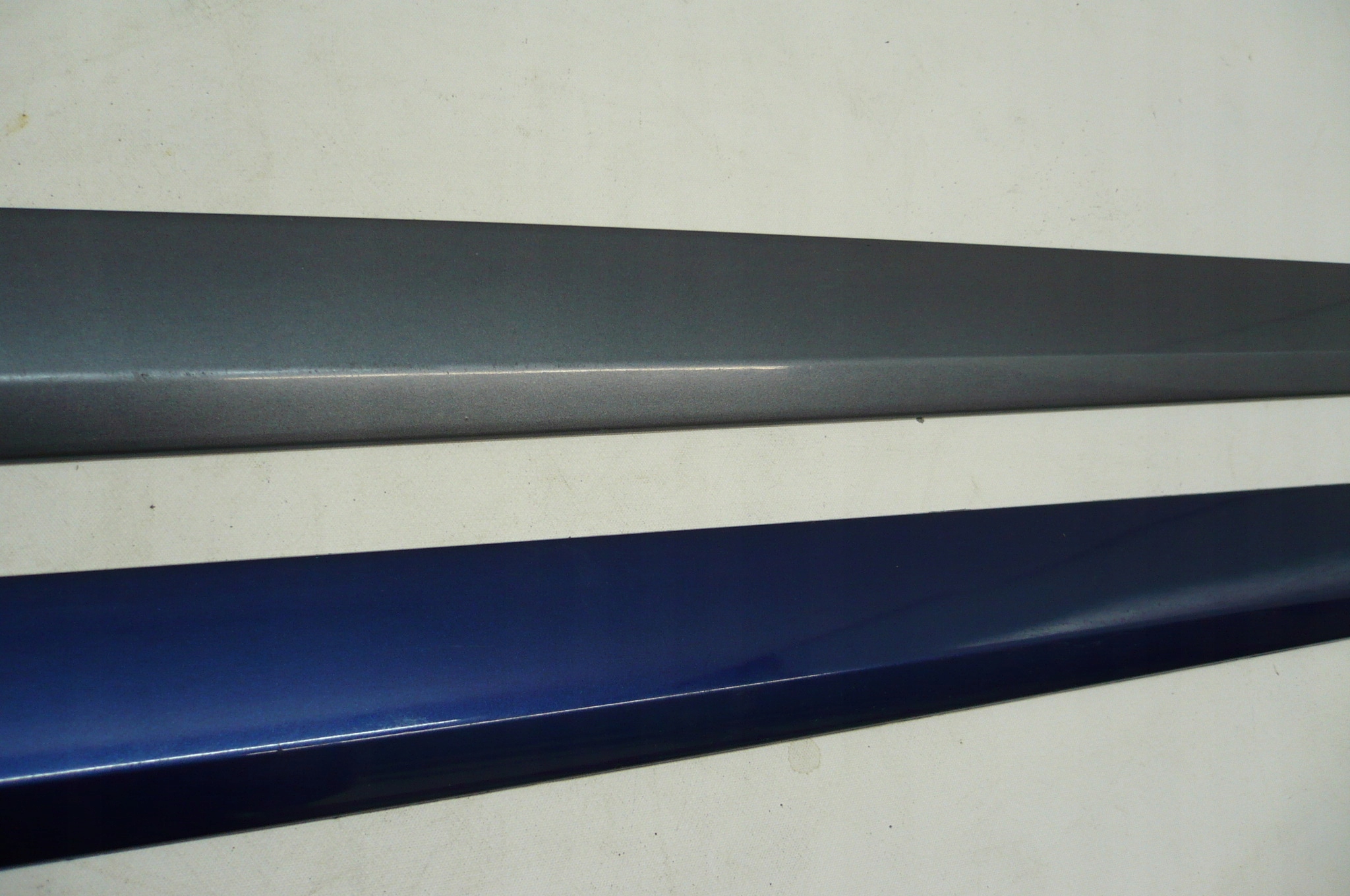 OPEL ASTRA H III 3 moulding door right front