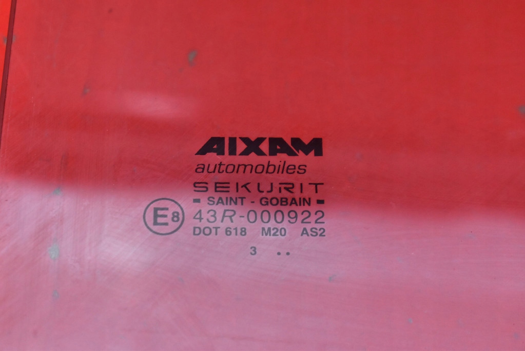 window side right front front AIXAM 500 04R