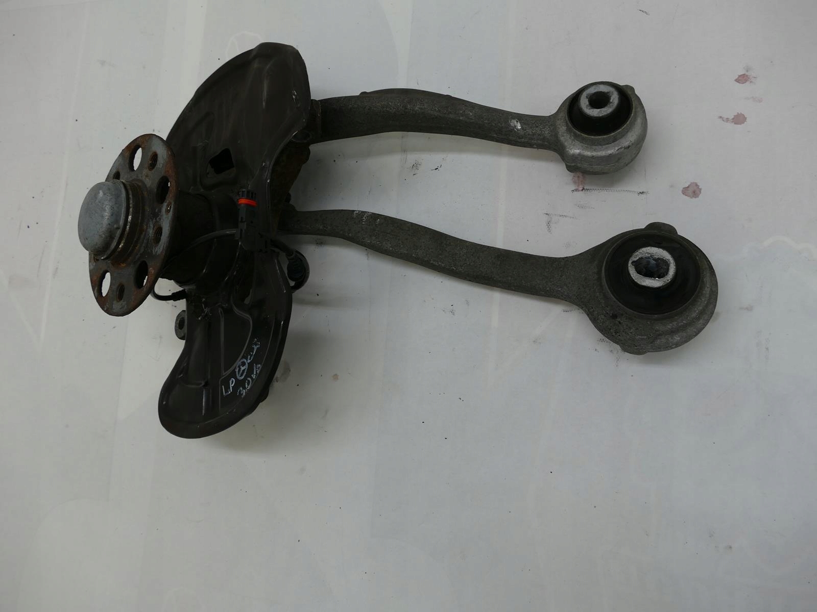 MERCEDES W207 A207 3.0 CDI schenkel Querlenker L.P.