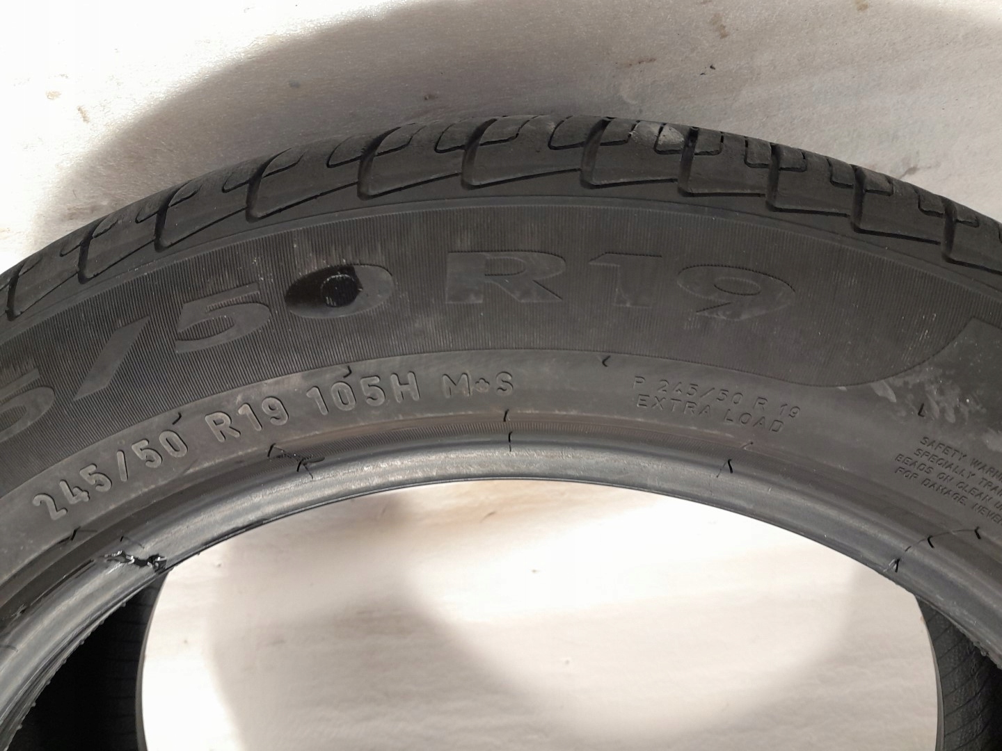 gomma Pirelli Cinturato P7 245/50 R19 105 W
